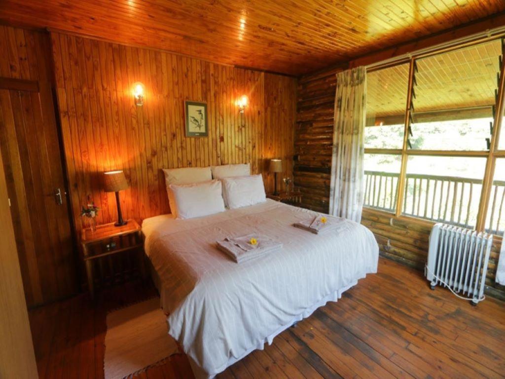 Deluxe Family Room - Photo 2