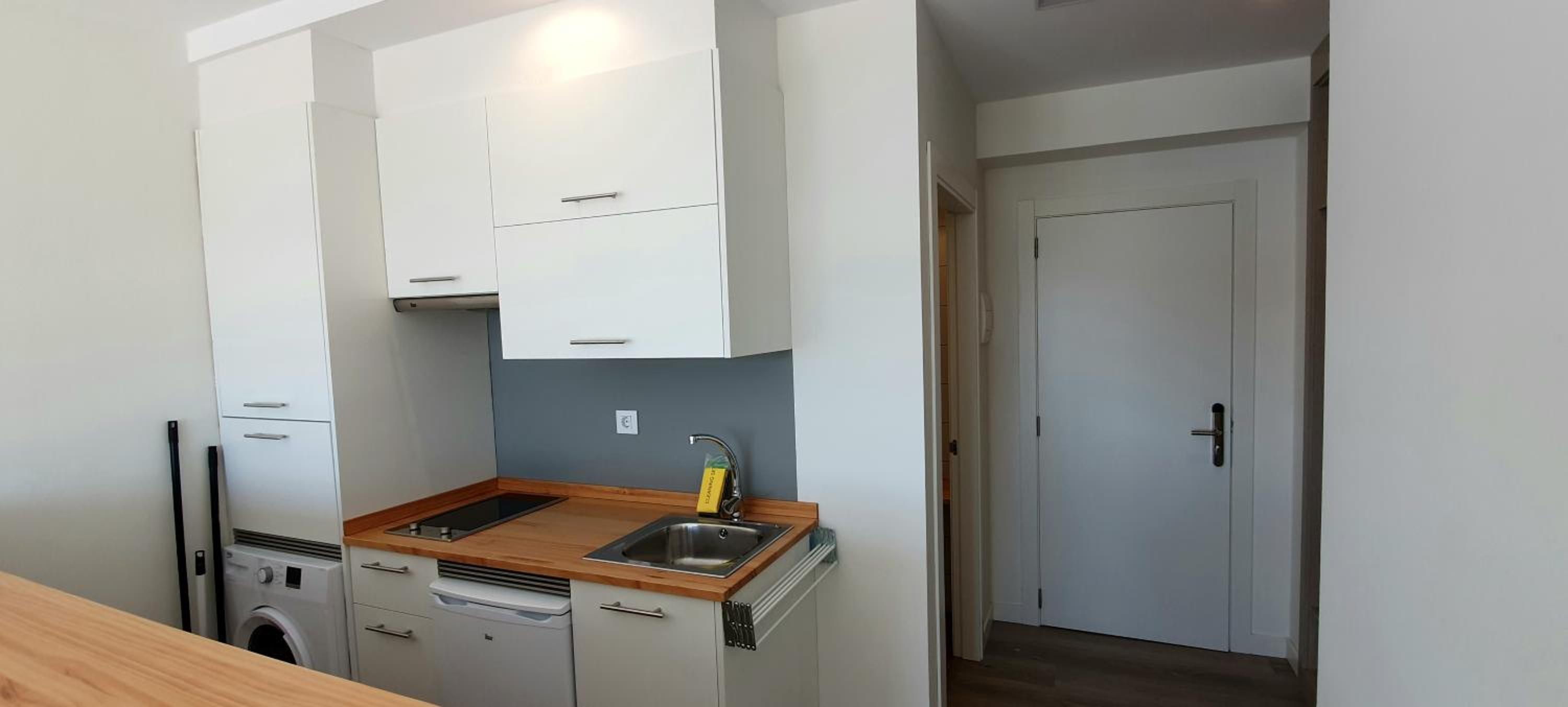 Studio with Sea View - Photo 15