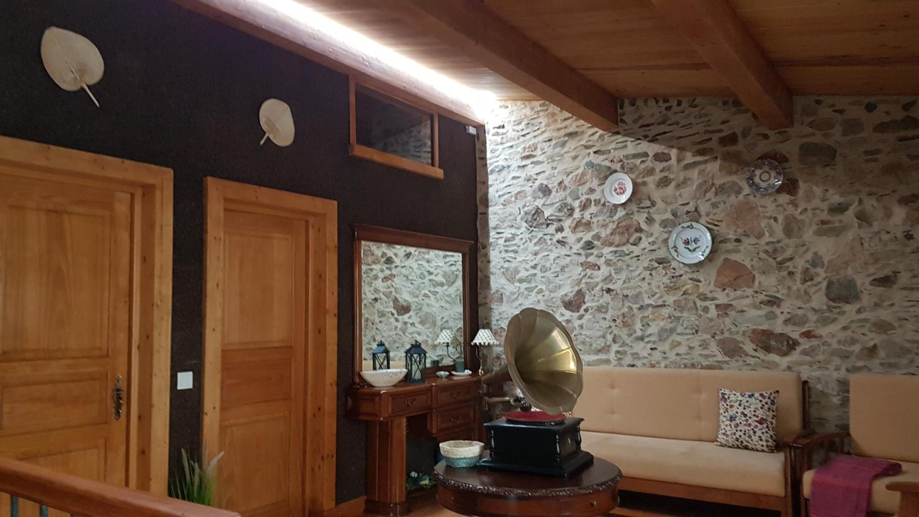Two-Bedroom House photo 3