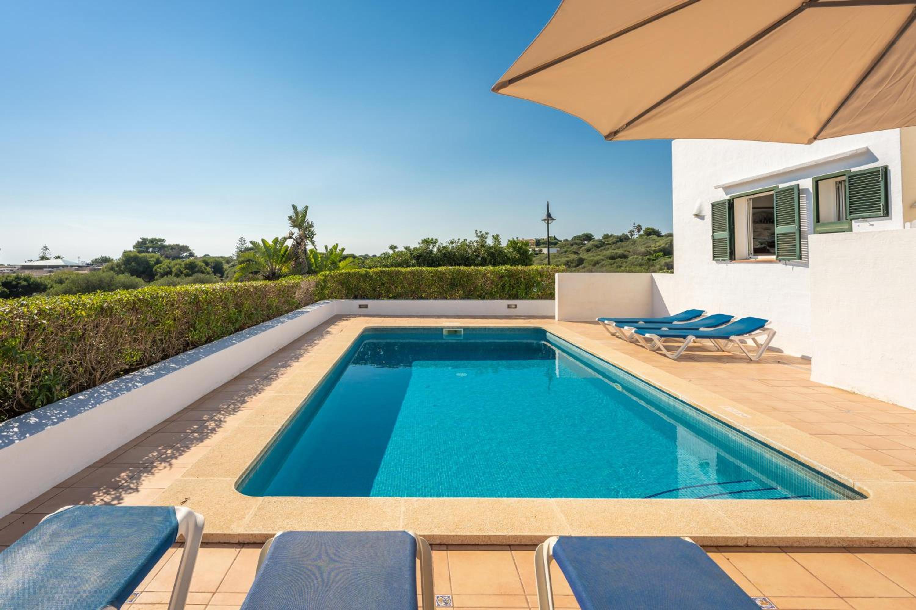 Villa with Sea View - Photo 19