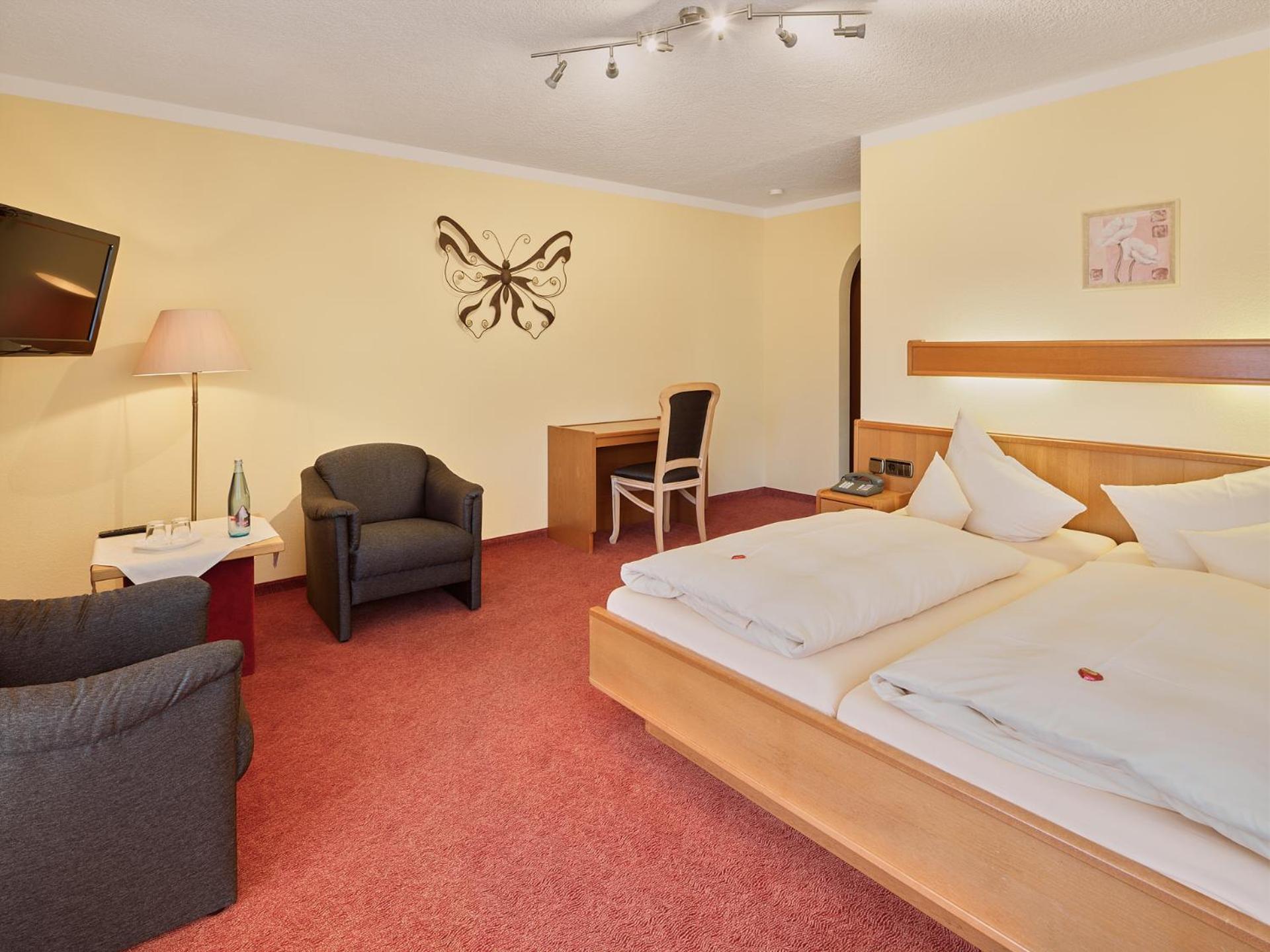 Double Room with Balcony photo 2