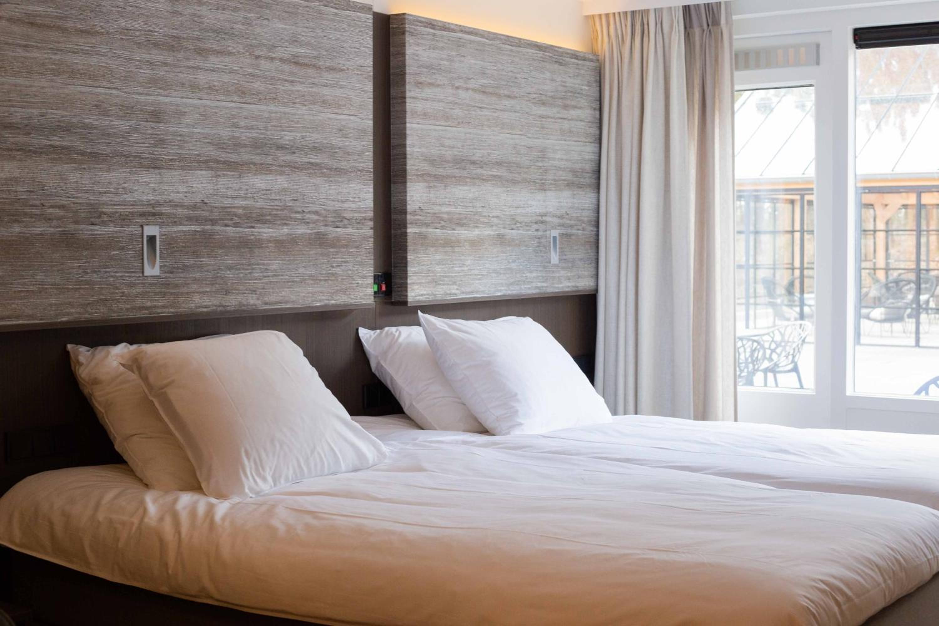 Deluxe Twin Room - Photo 1