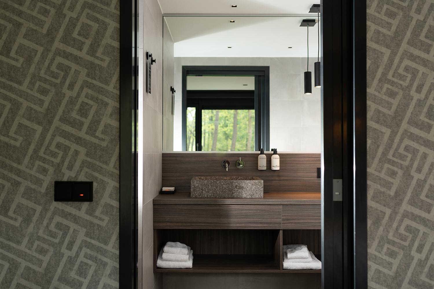 Deluxe King Room photo 2