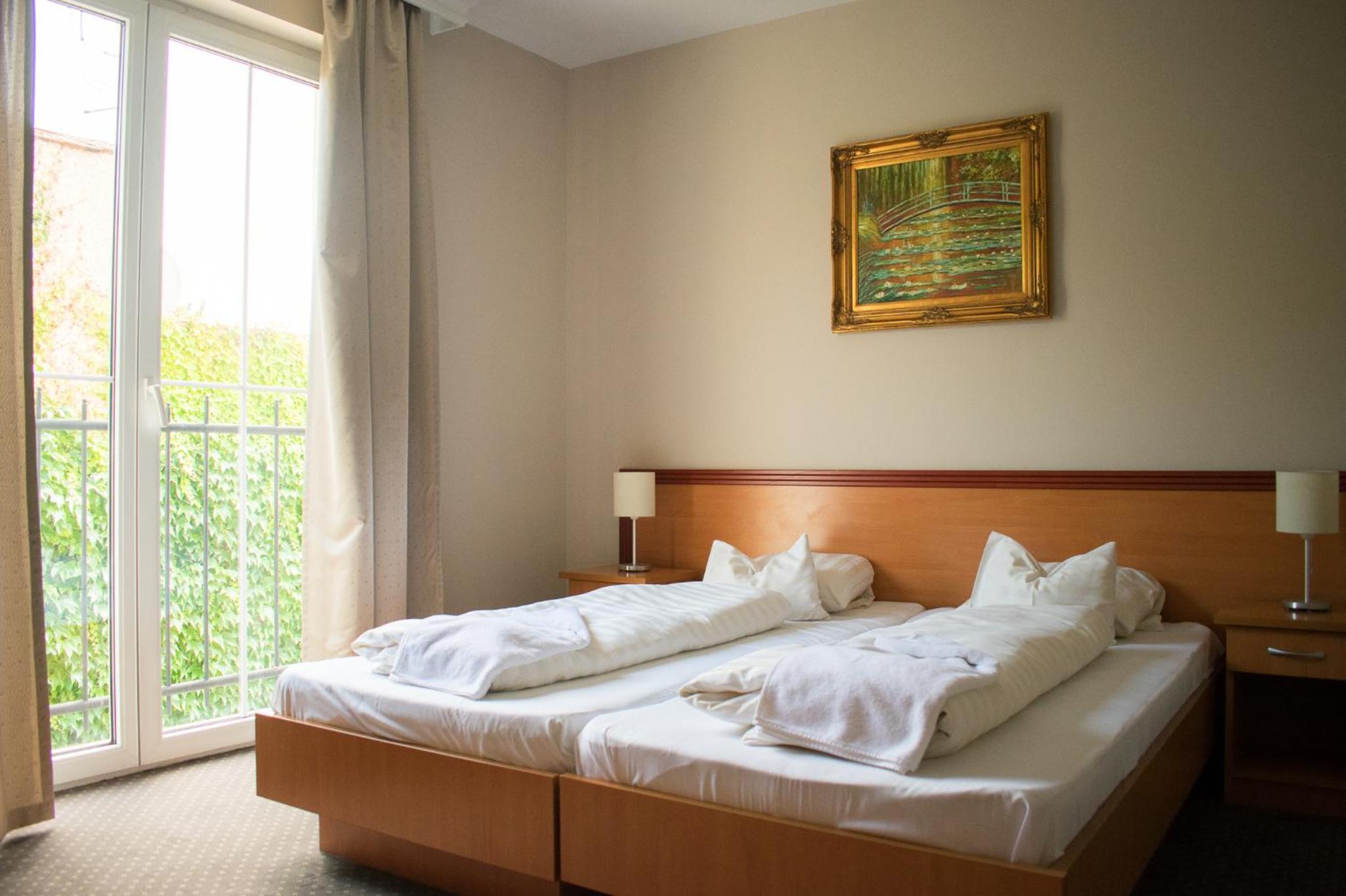 Standard Double Room photo 2