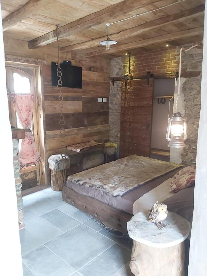 Double Room with Spa Bath photo 1