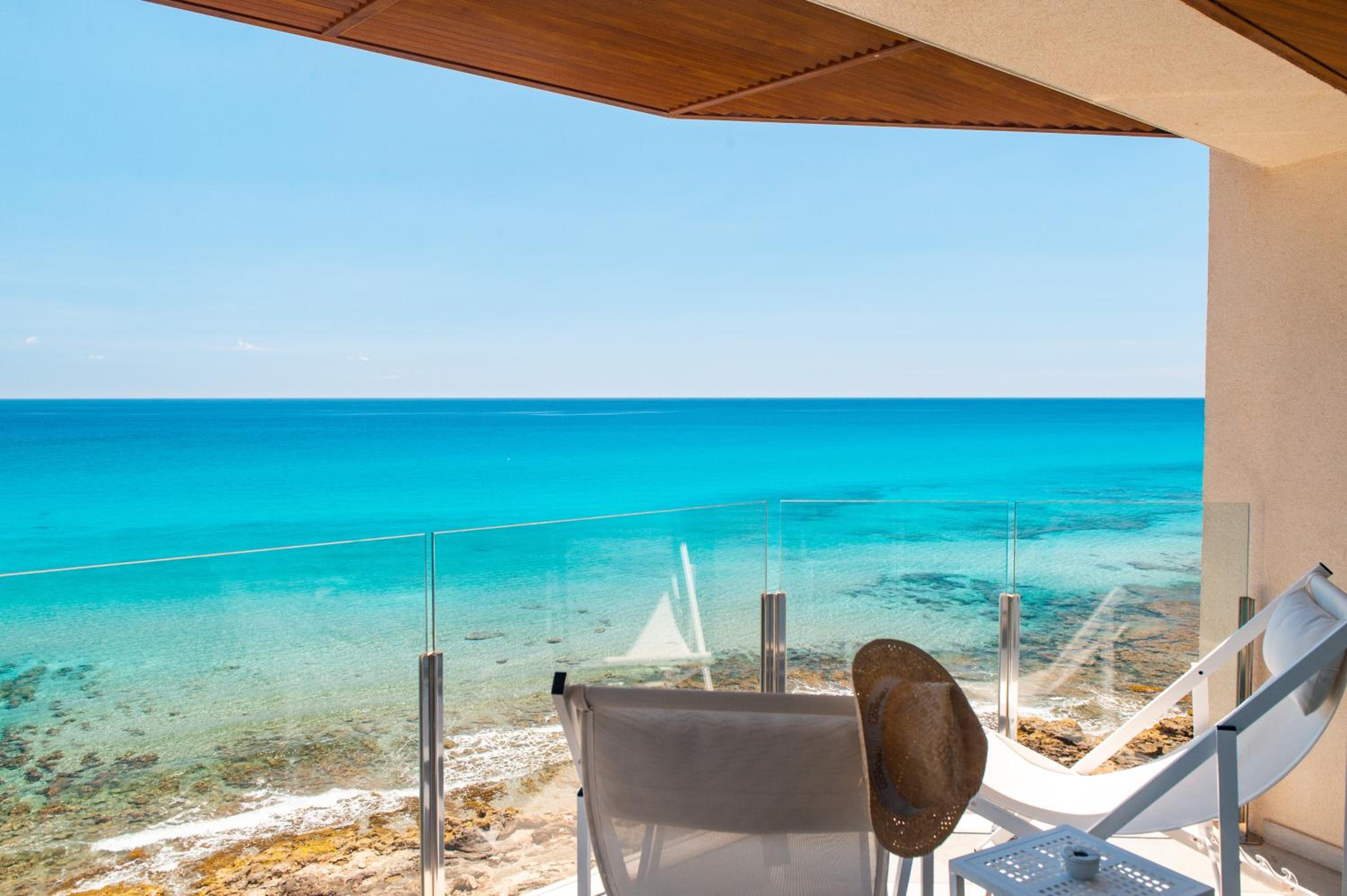 Royal Suite Sea View thumbnail 5