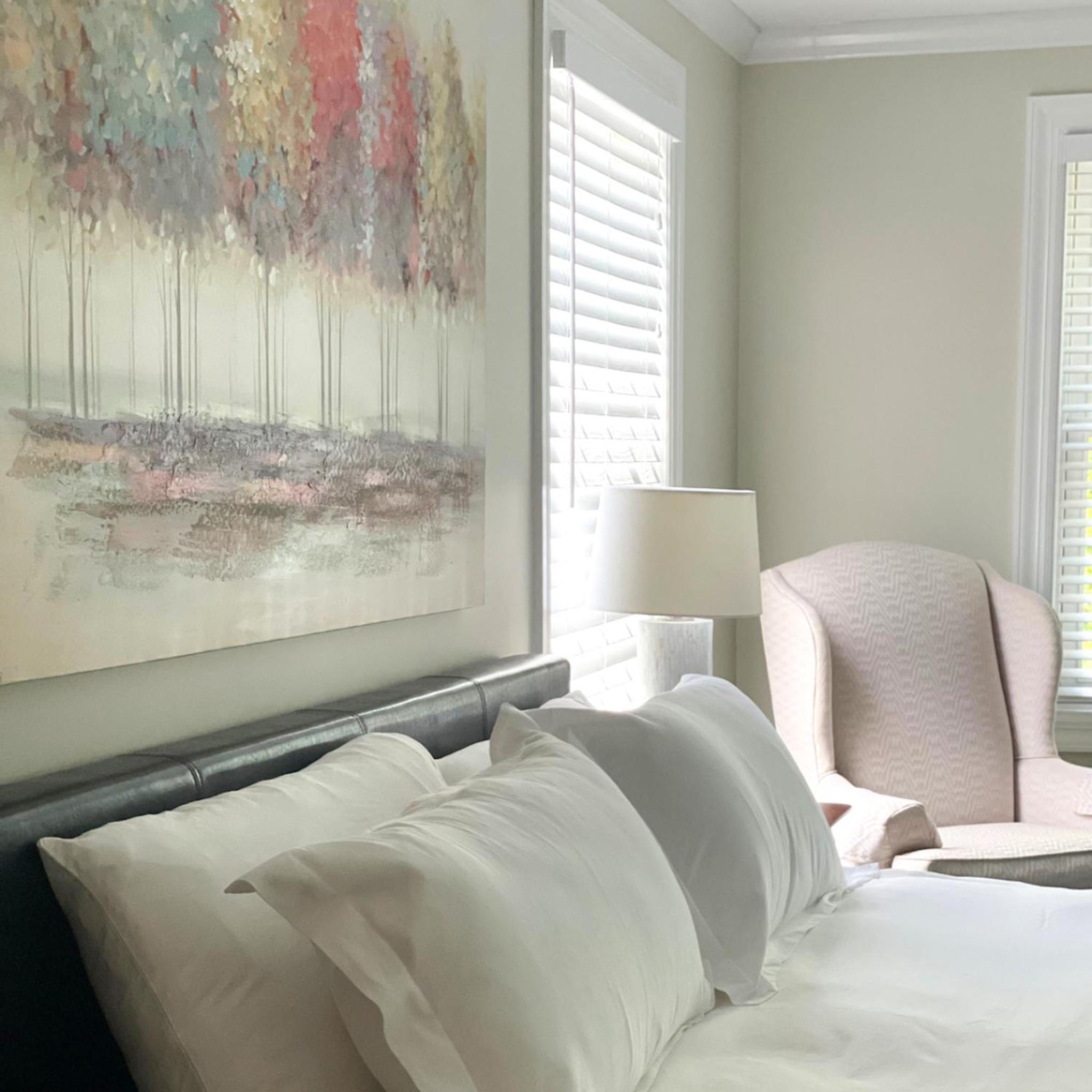 King Guestroom w/ Fireplace - Photo 1
