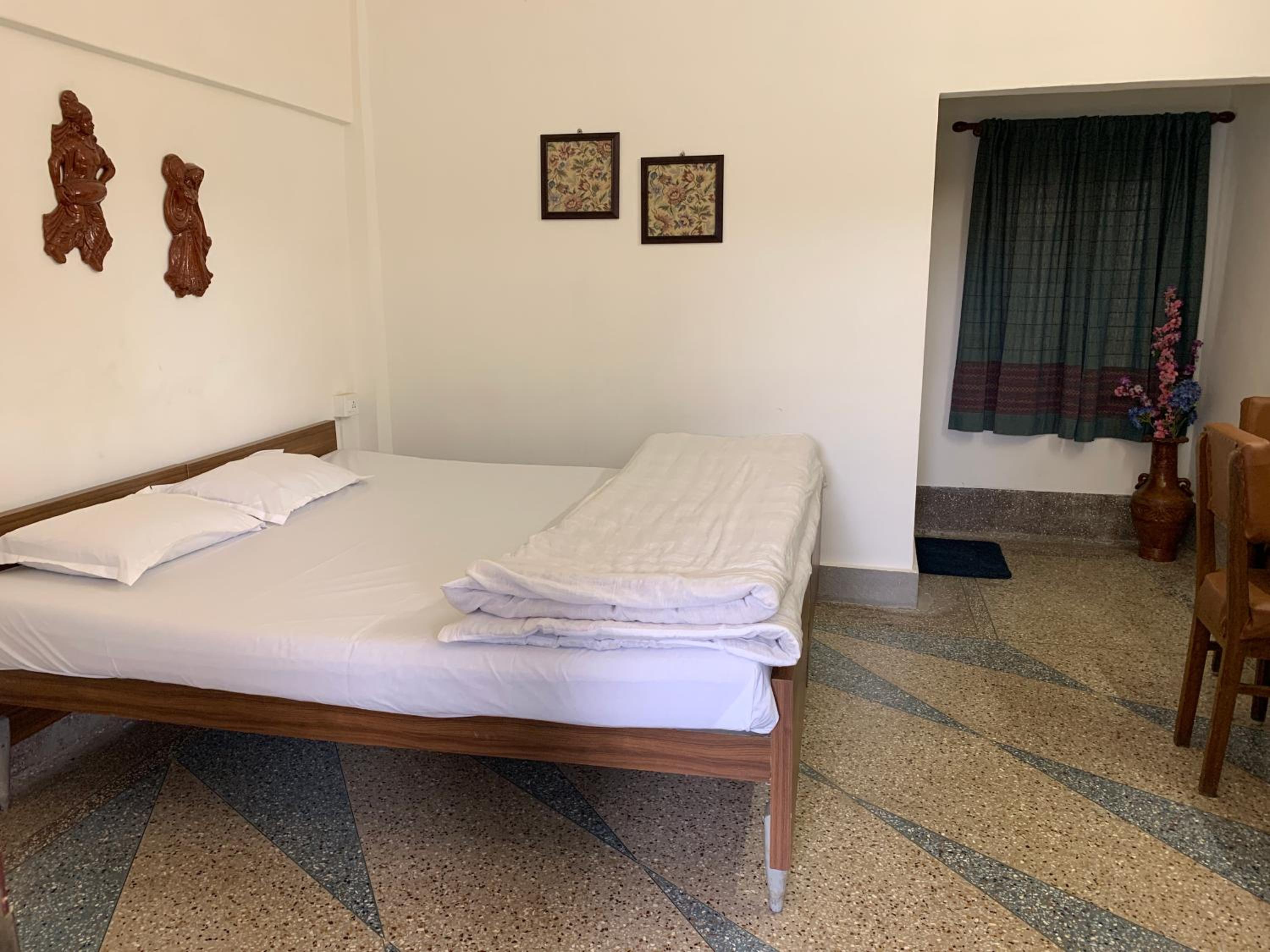 Standard Double Room - Photo 1