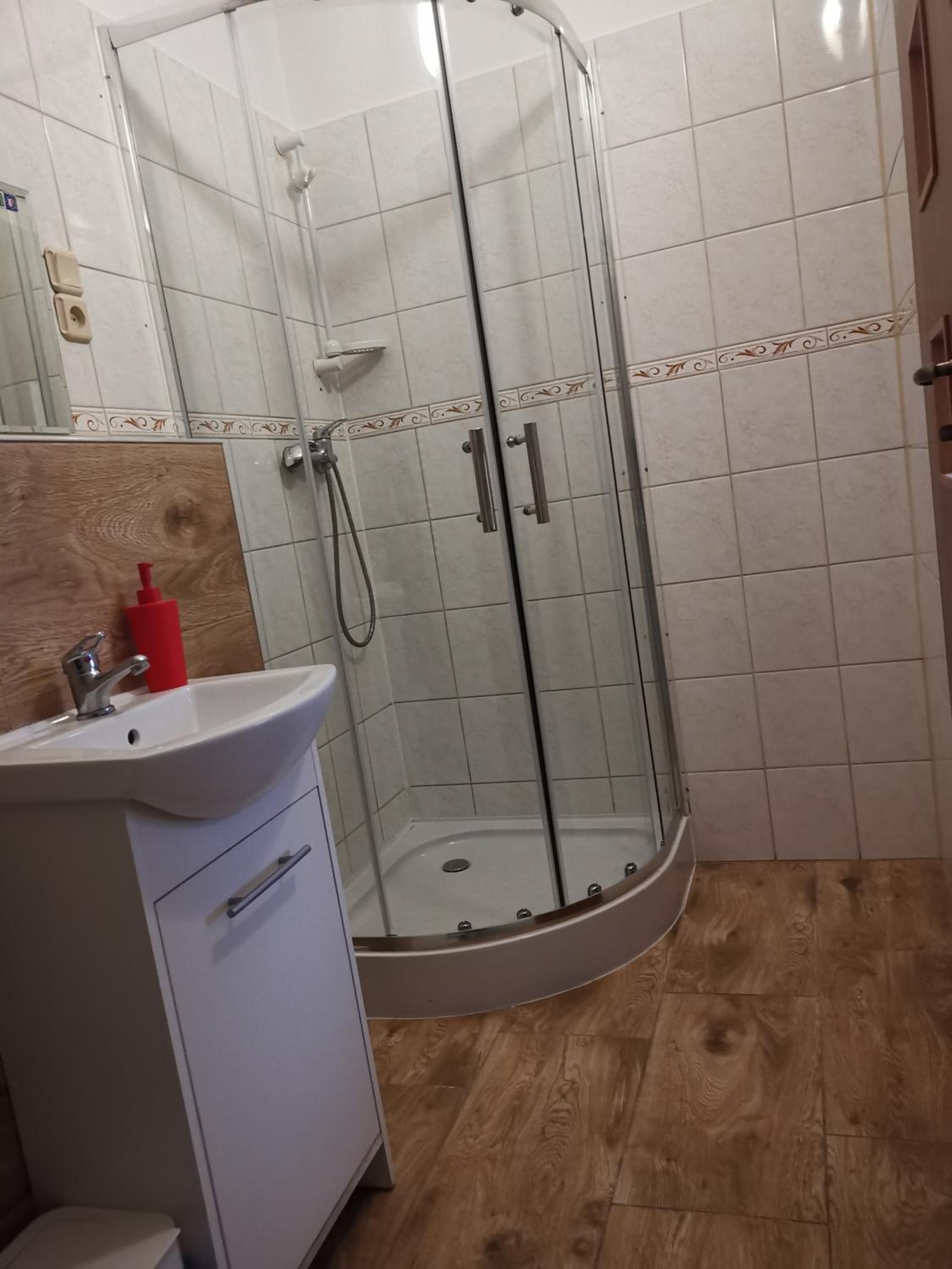 Quadruple Room with Private Bathroom photo 2