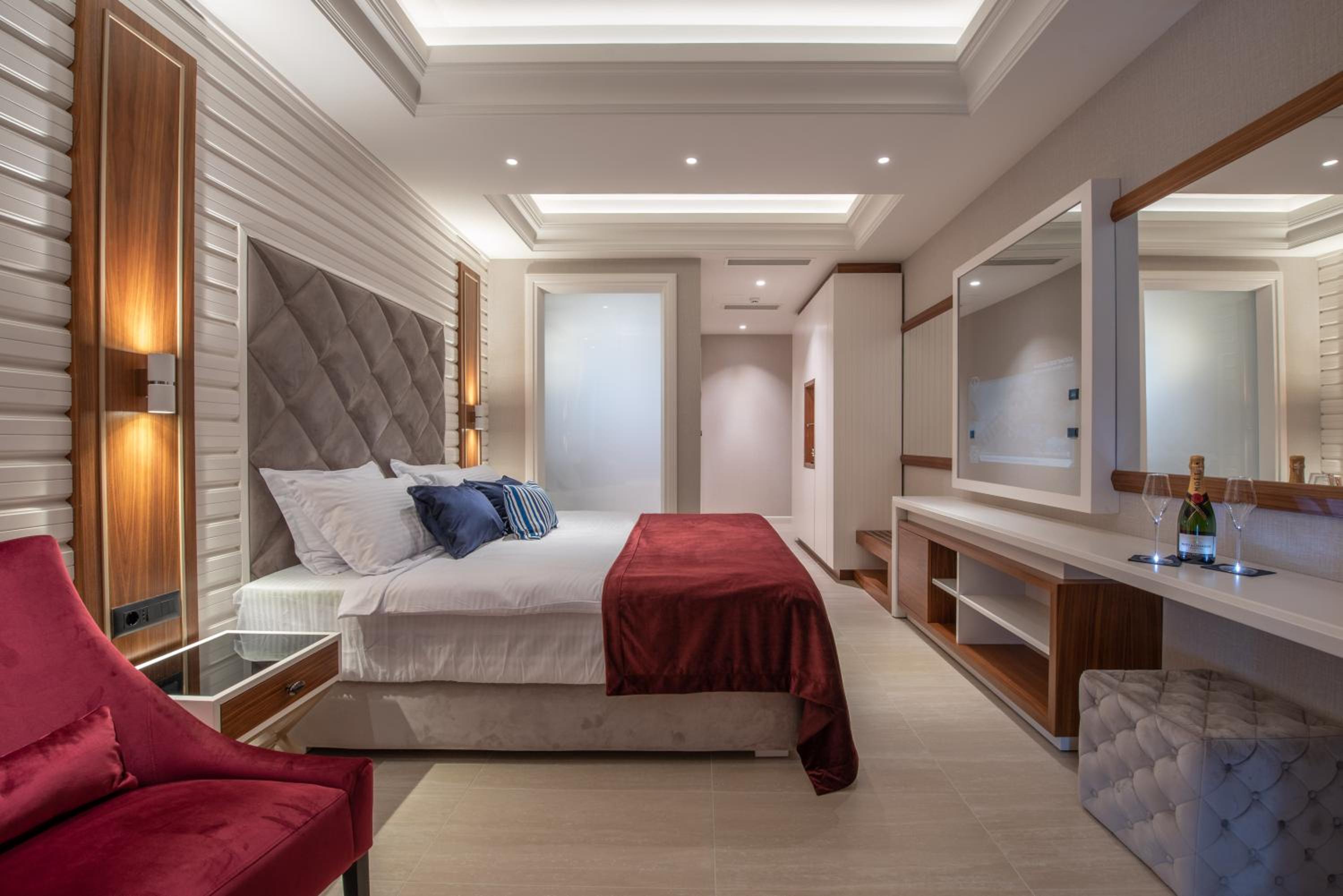 Superior Queen Room - Photo 2