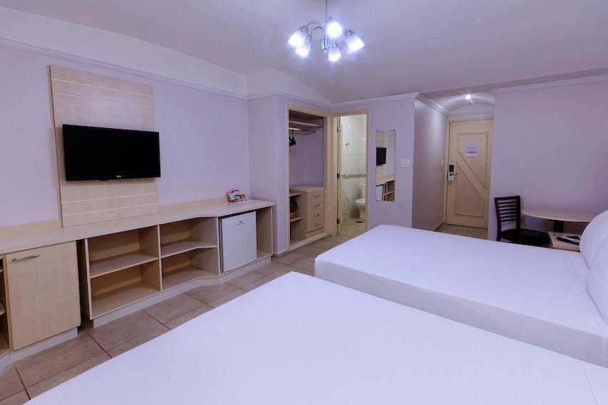 Deluxe Suite photo 3