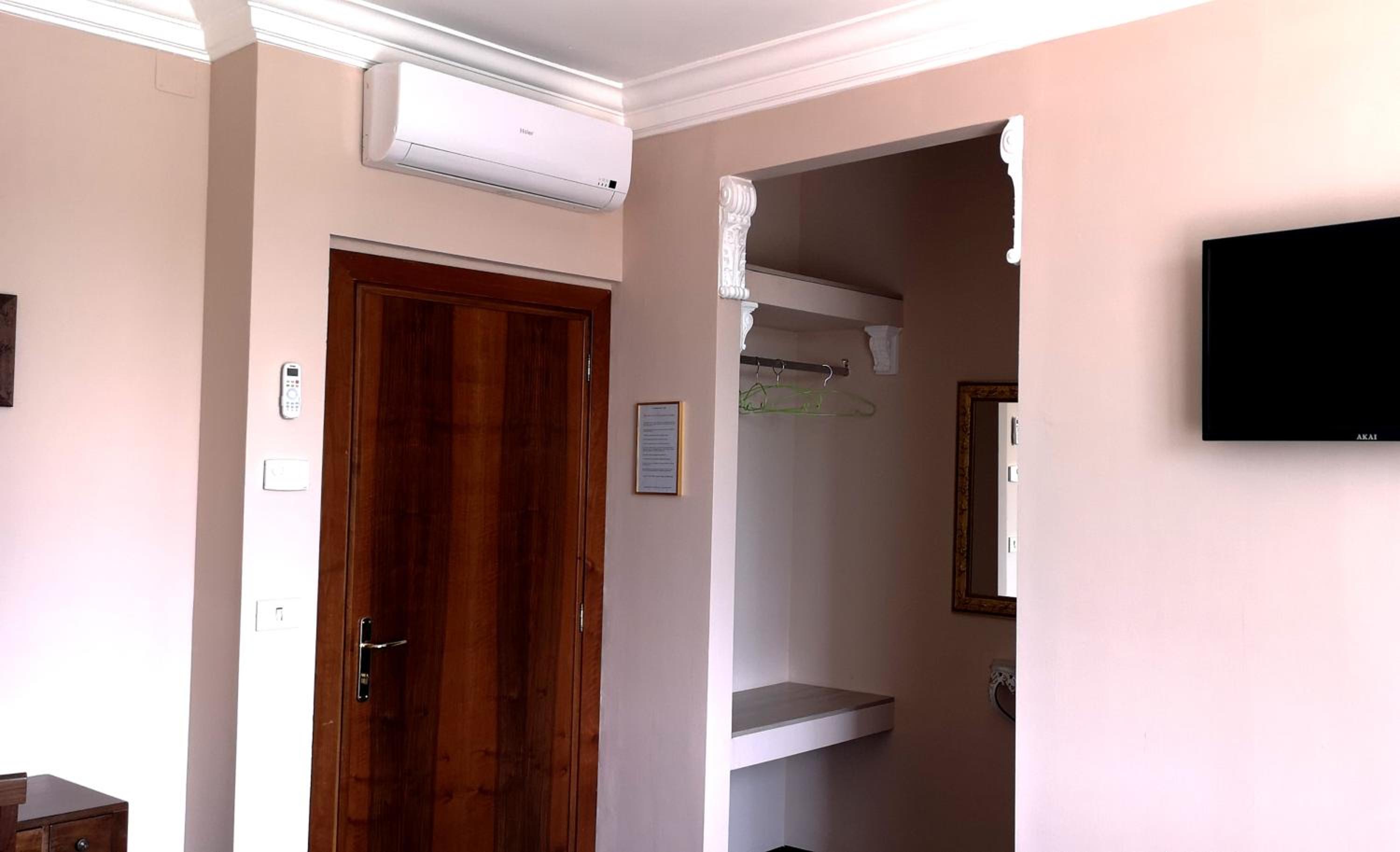 Double Room photo 3