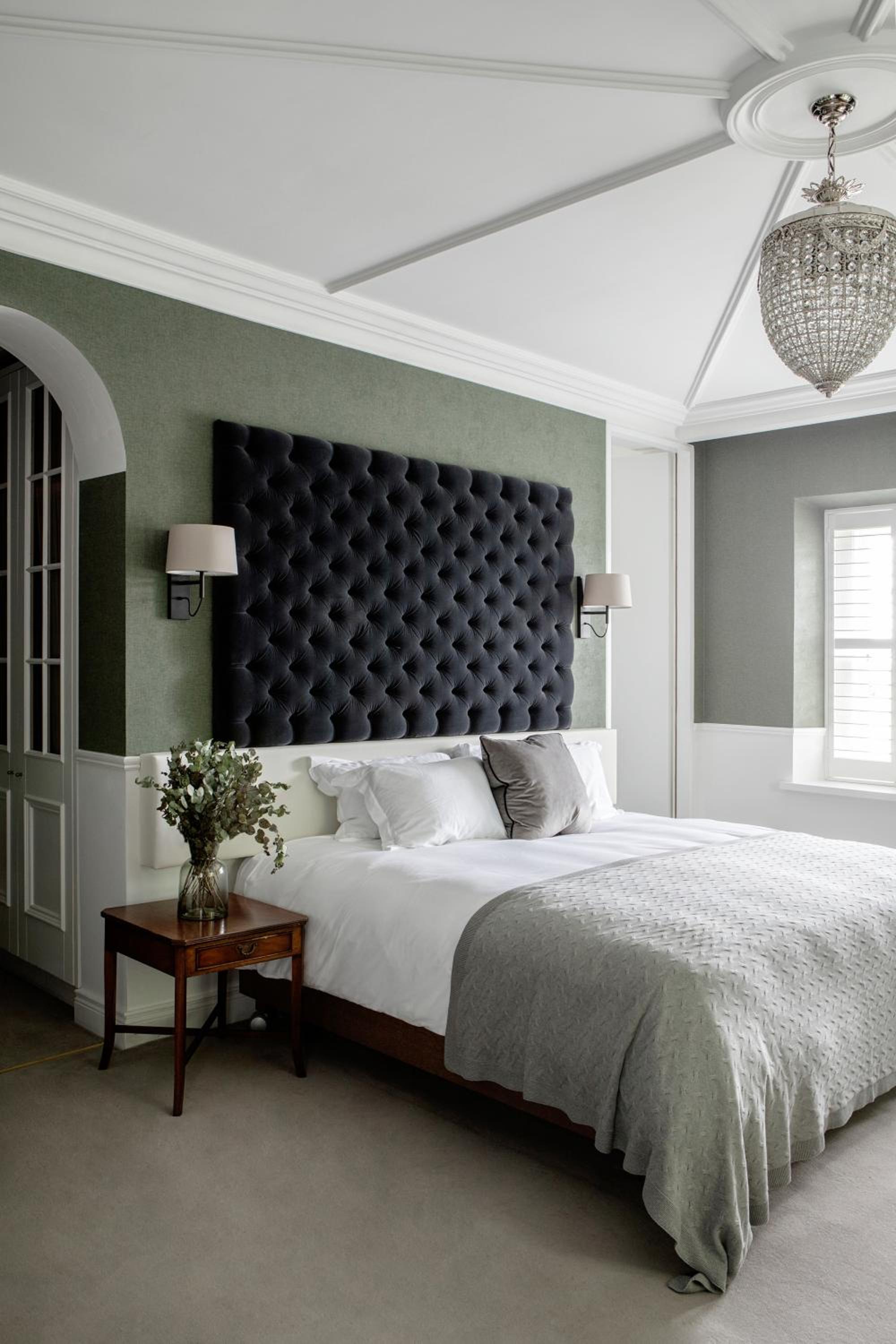 Lily Pond Room photo 1