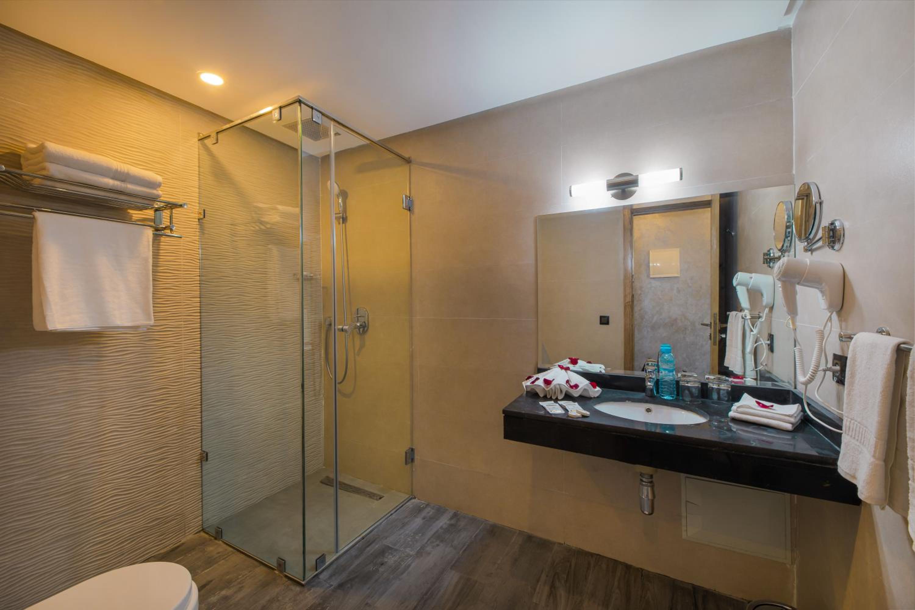 Superior Double Room - Photo 3