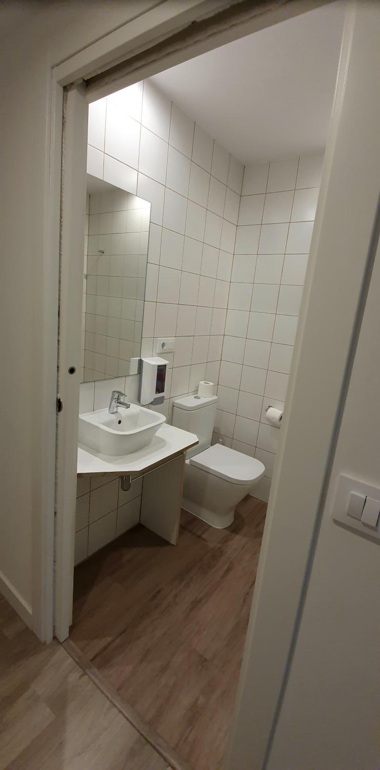 Standard Studio with street view - Photo 29