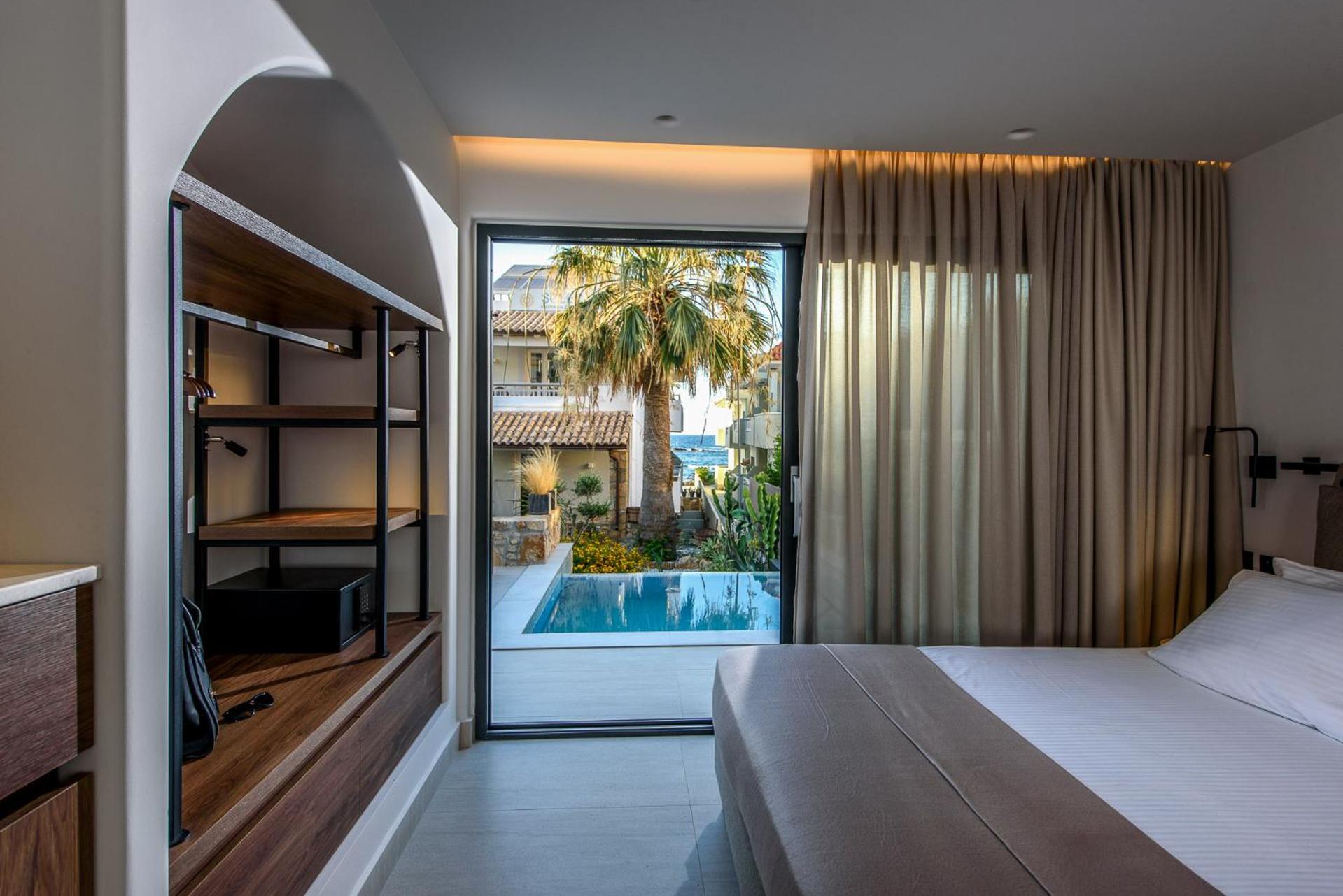 Junior Suite with Private Pool