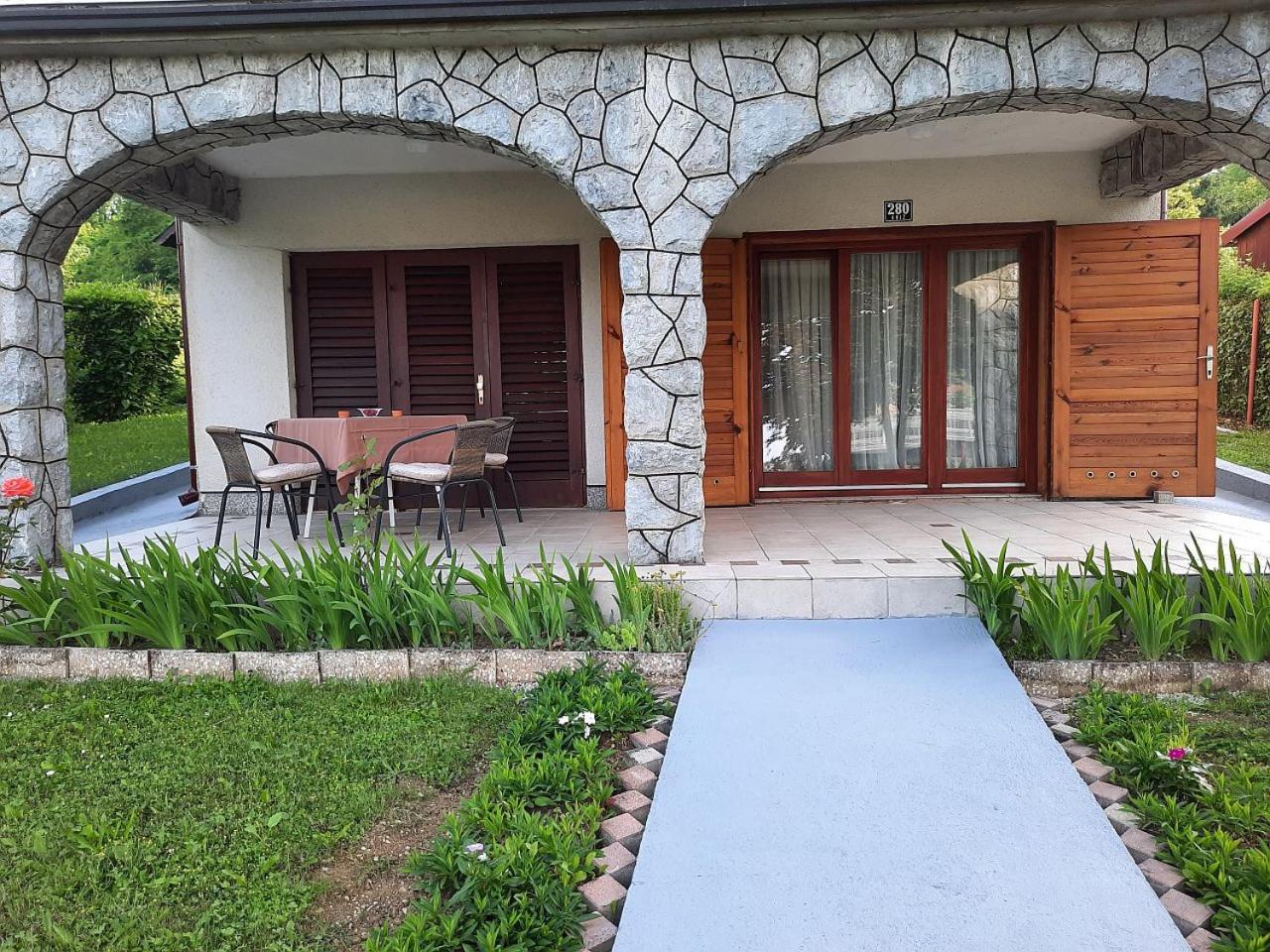 Two-Bedroom Villa - Photo 10