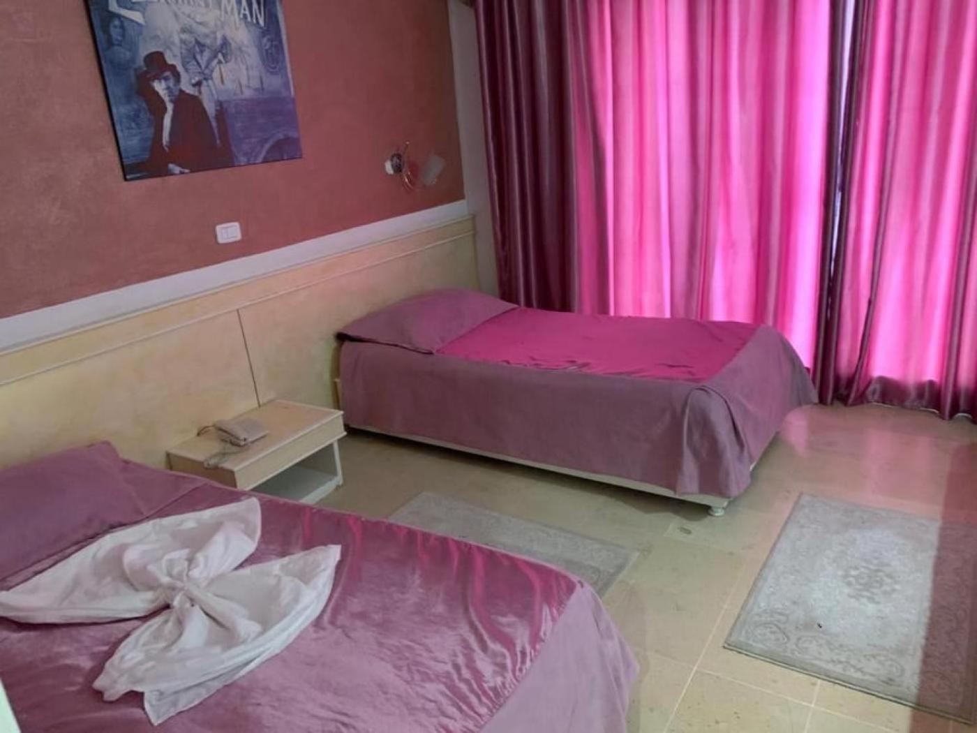 Double or Twin Room - Photo 4