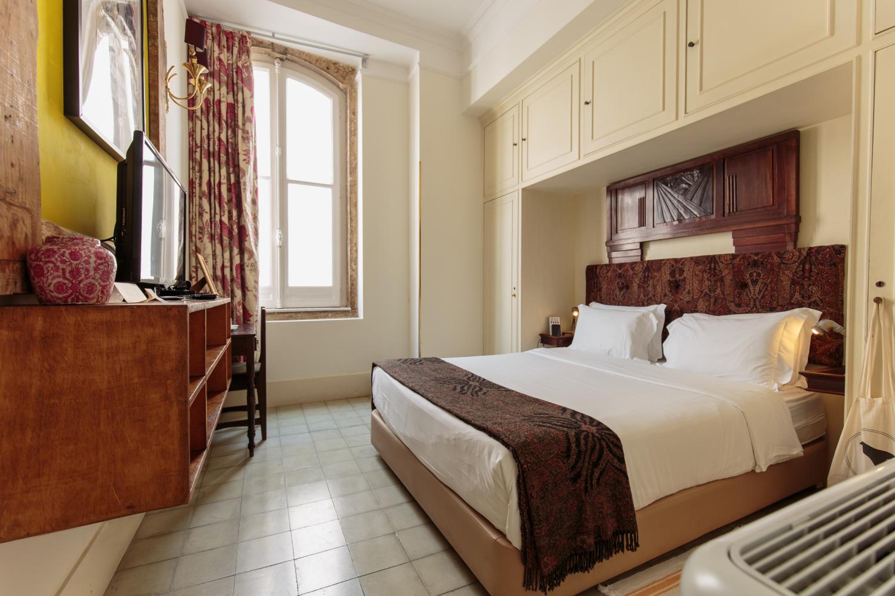 Small Double Room photo 1