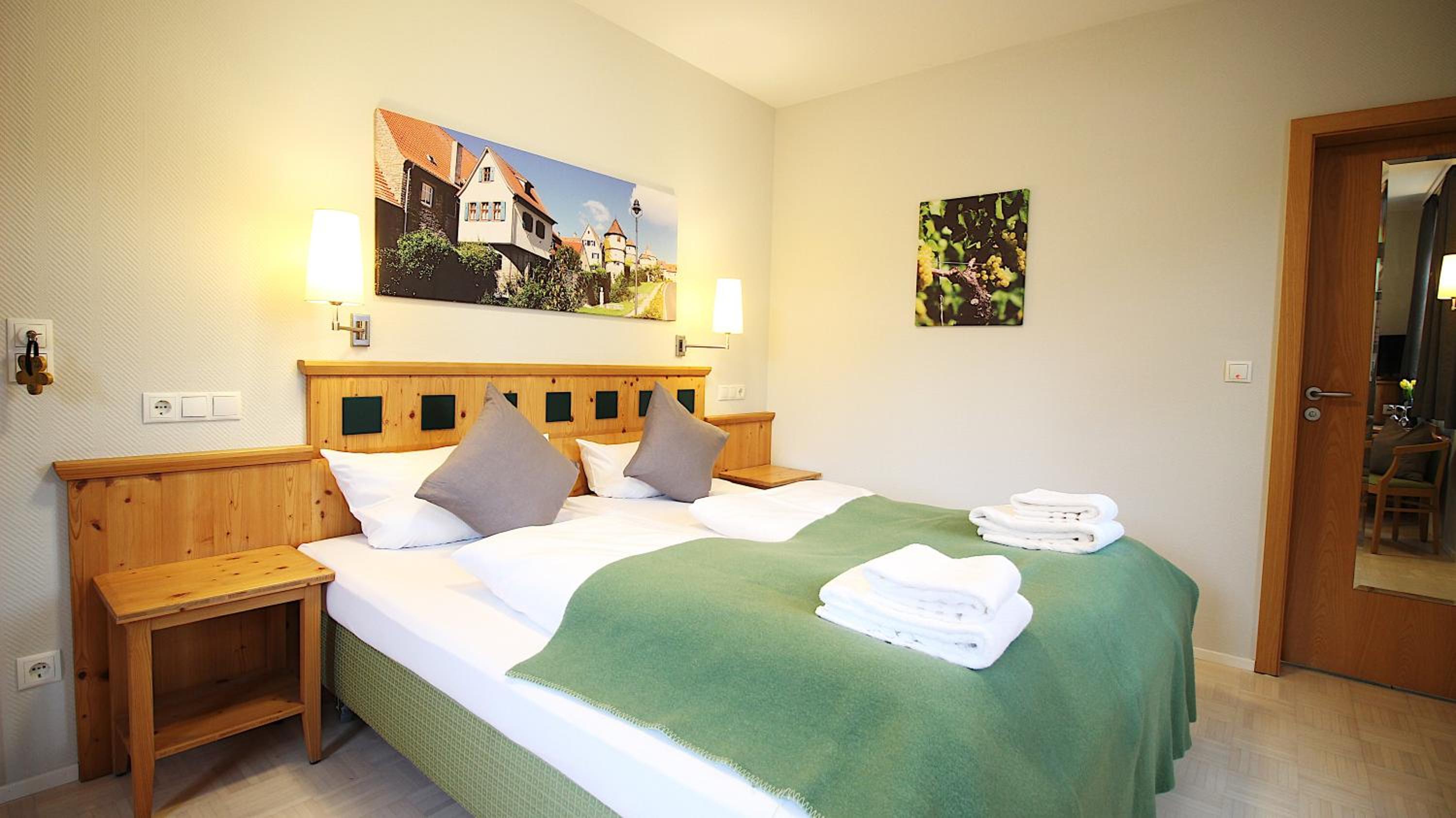 Standard Double Room photo 2