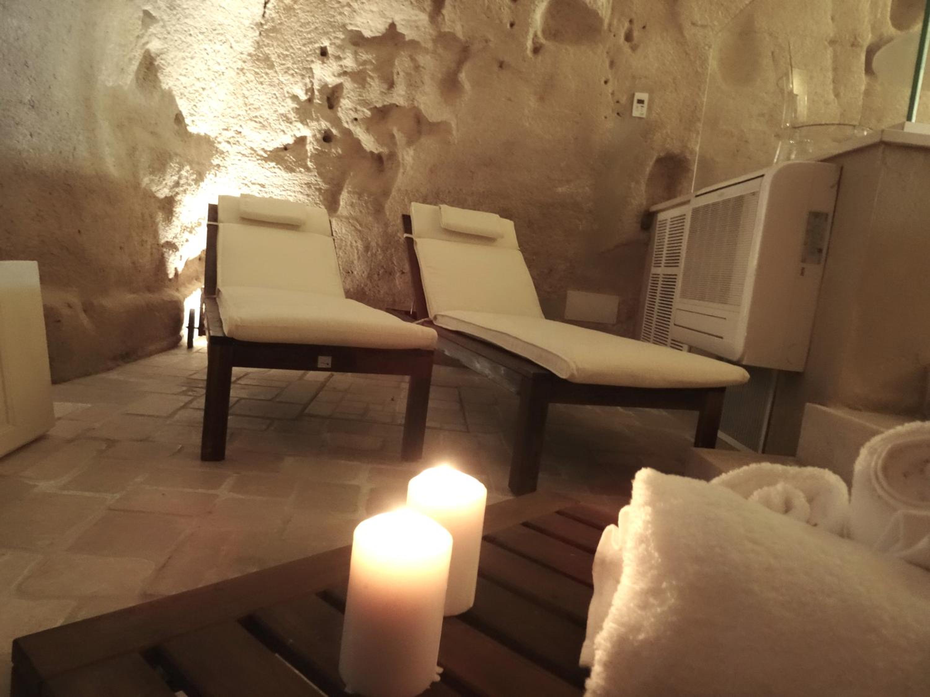 King Room with Spa Bath - Photo 19