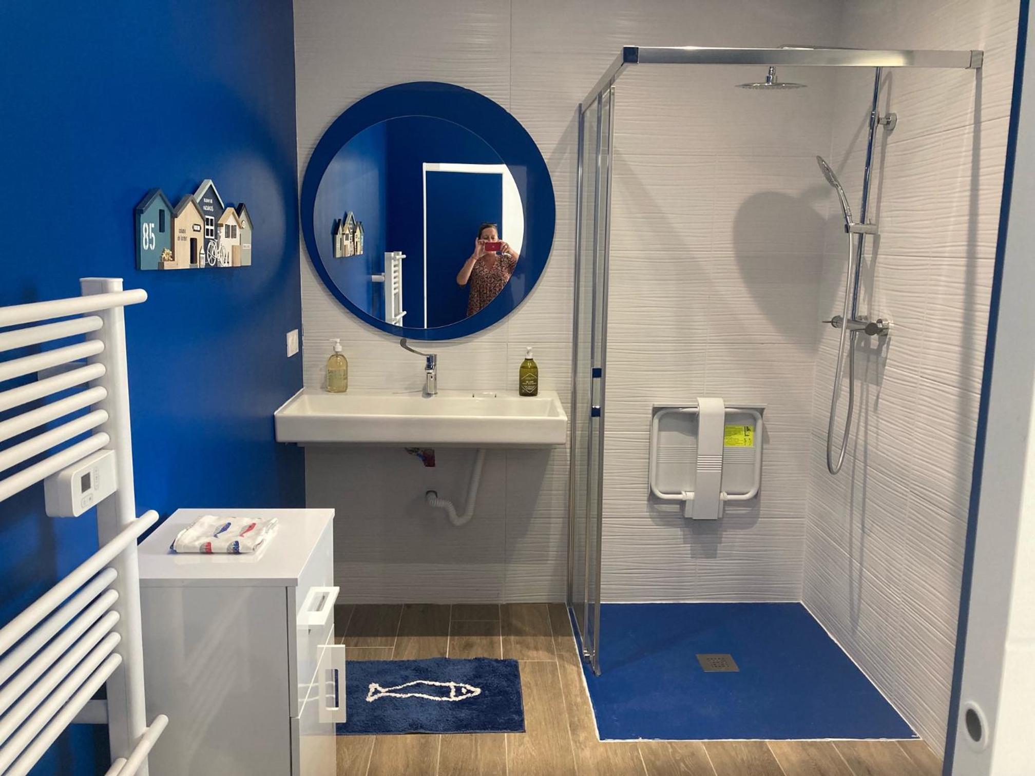 Double Room with Private External Bathroom photo 2
