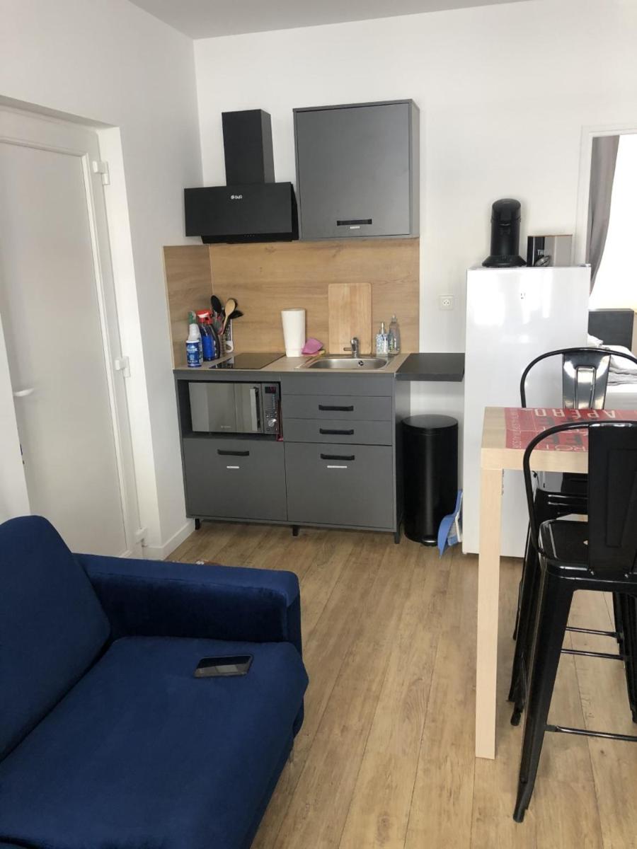 One-Bedroom Apartment photo 3