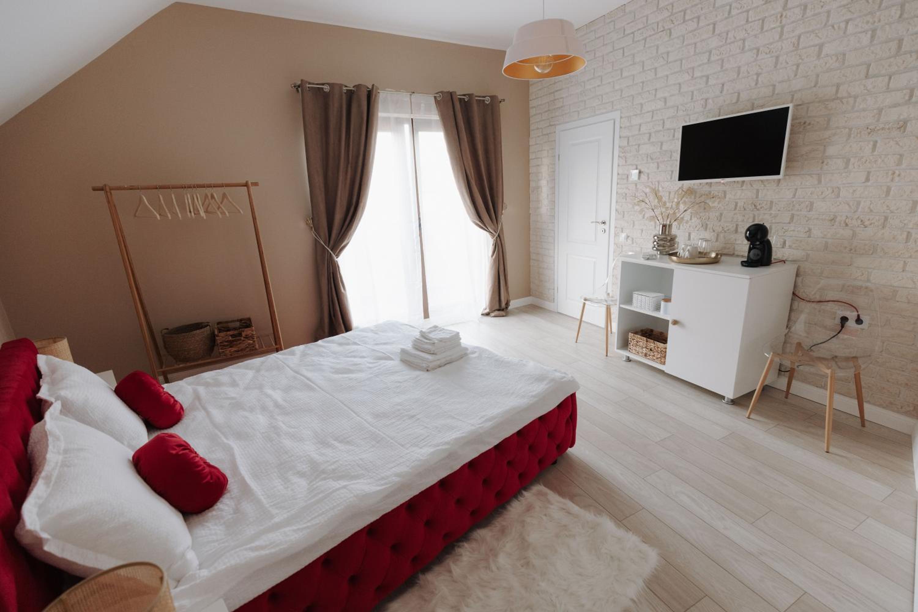 Double Room with Garden View - Photo 2