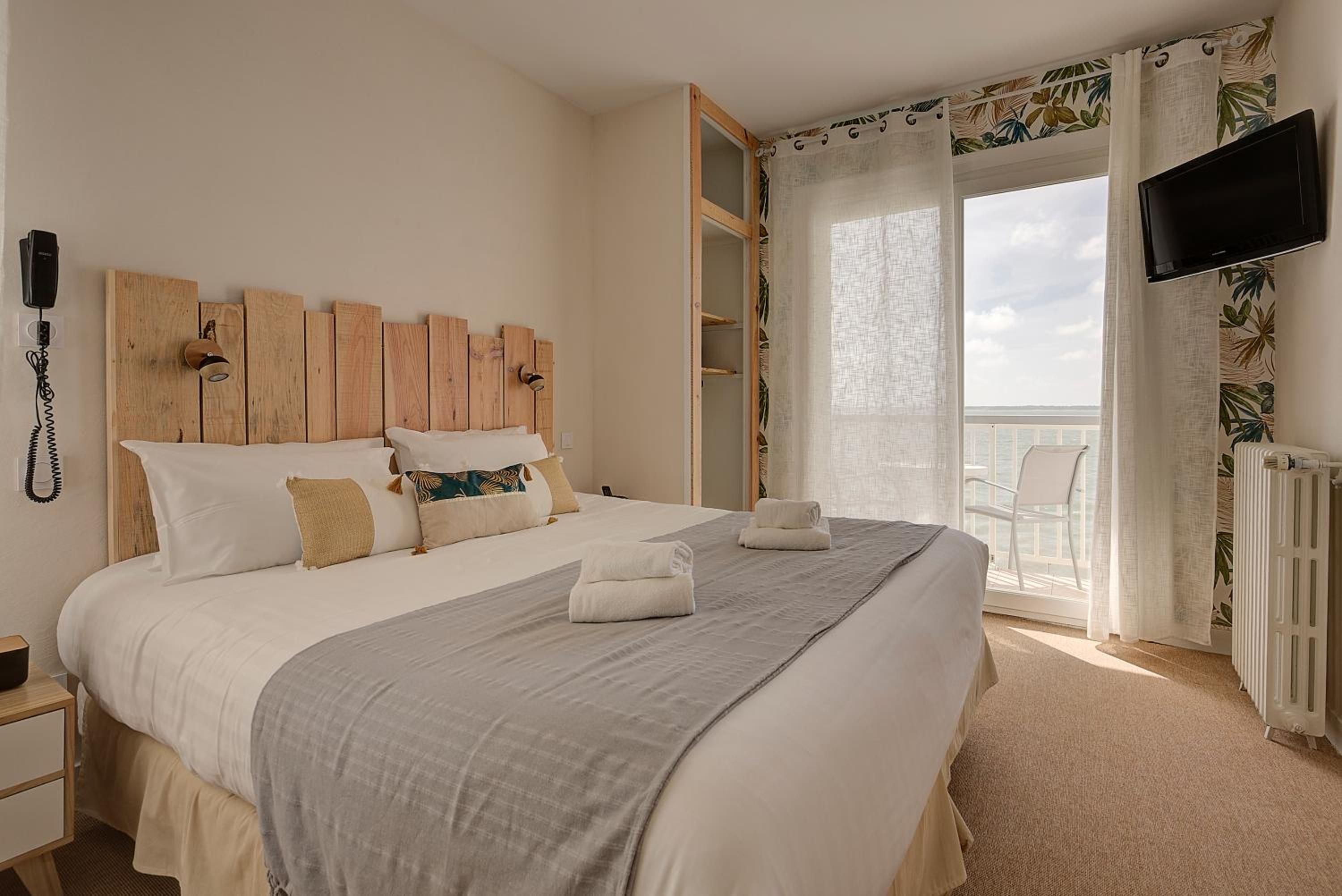 Deluxe Double Room with Sea View photo 1