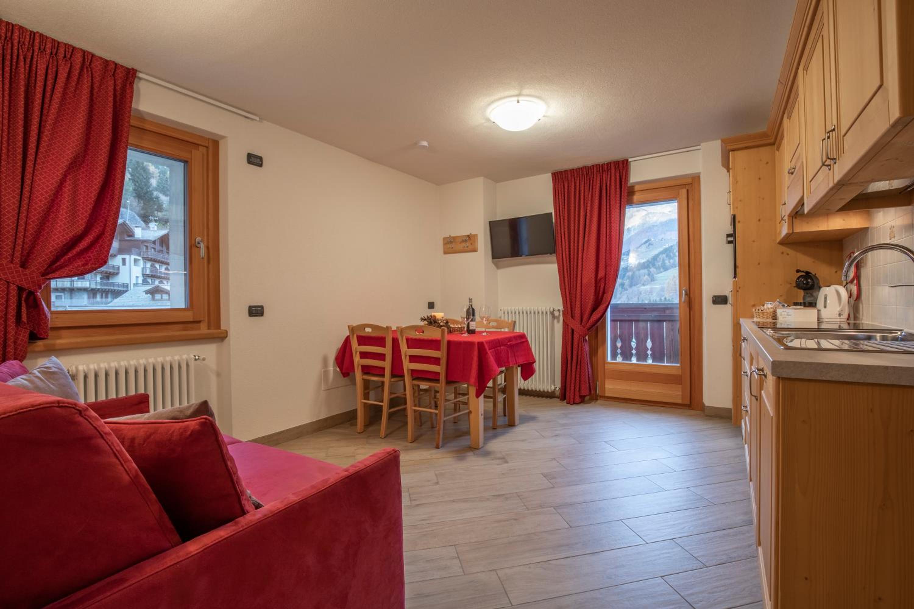 One-Bedroom Chalet - Photo 4