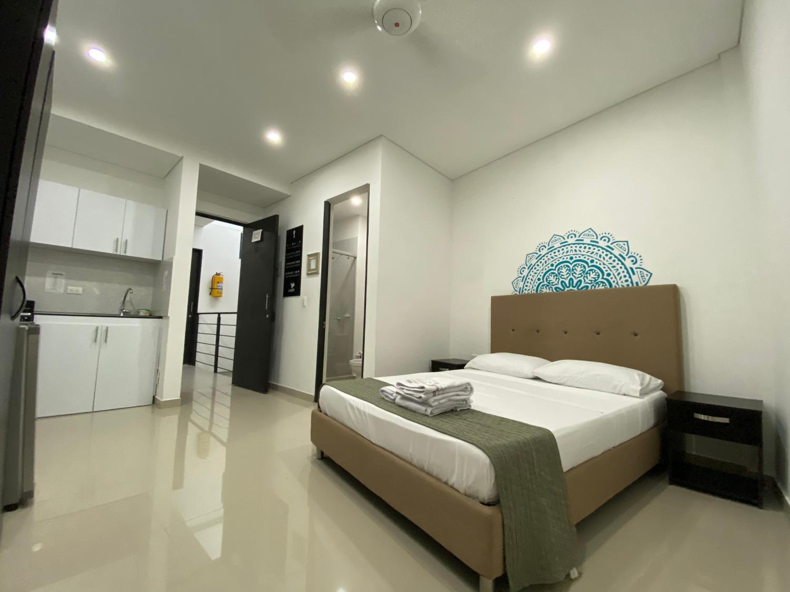 Apartment Studio  with kitchen and fan photo 2