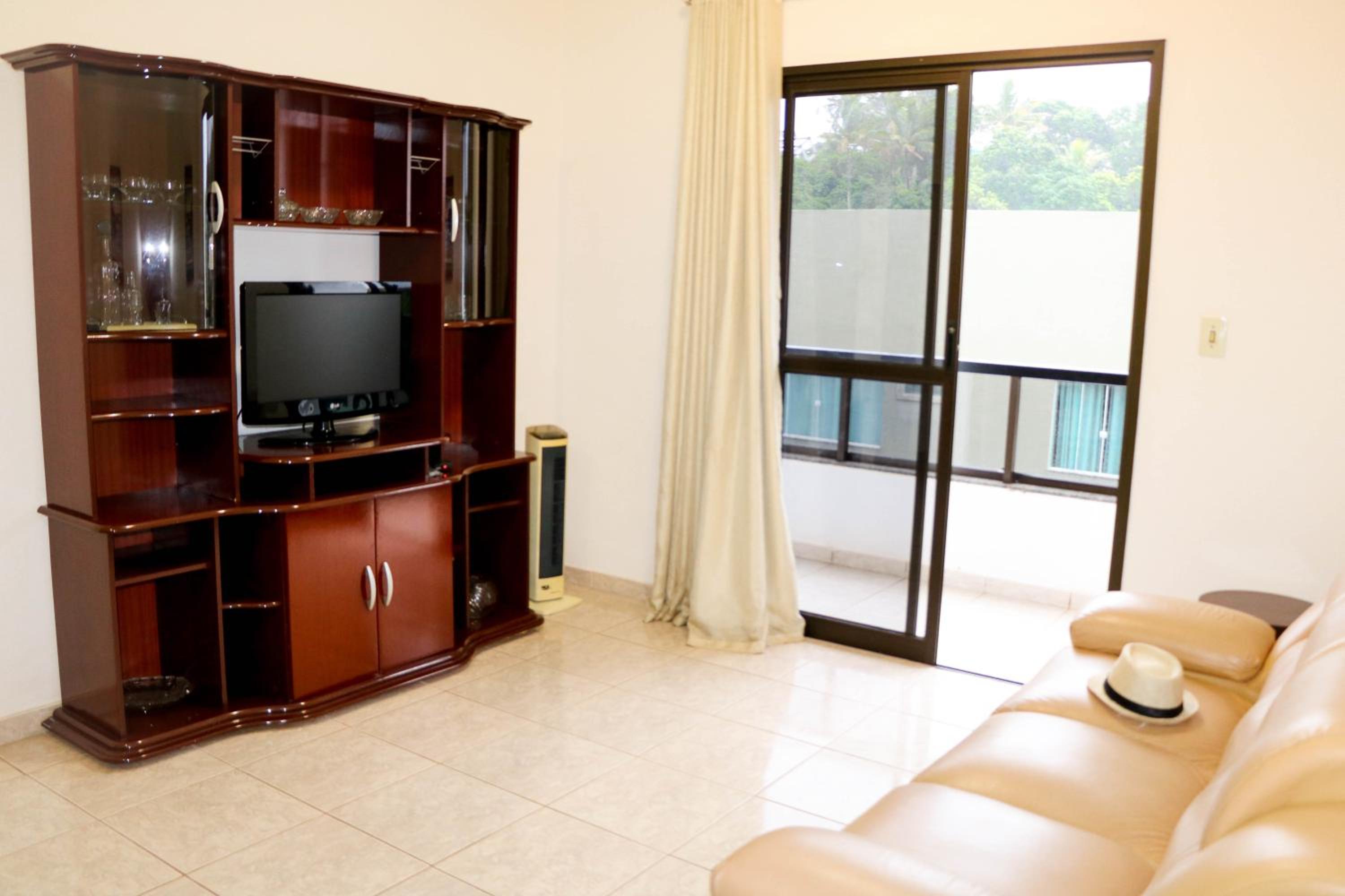 Three-Bedroom Apartment - Photo 23