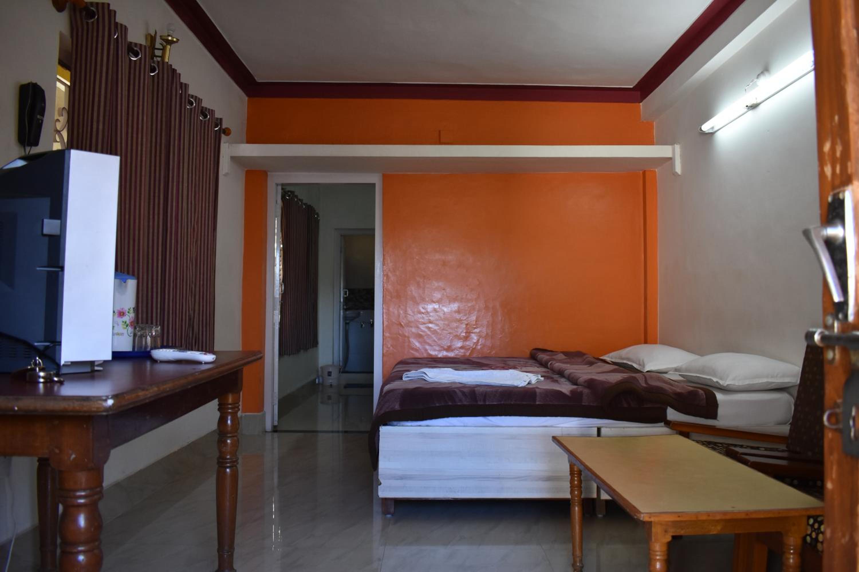 Deluxe Family Room - Photo 10