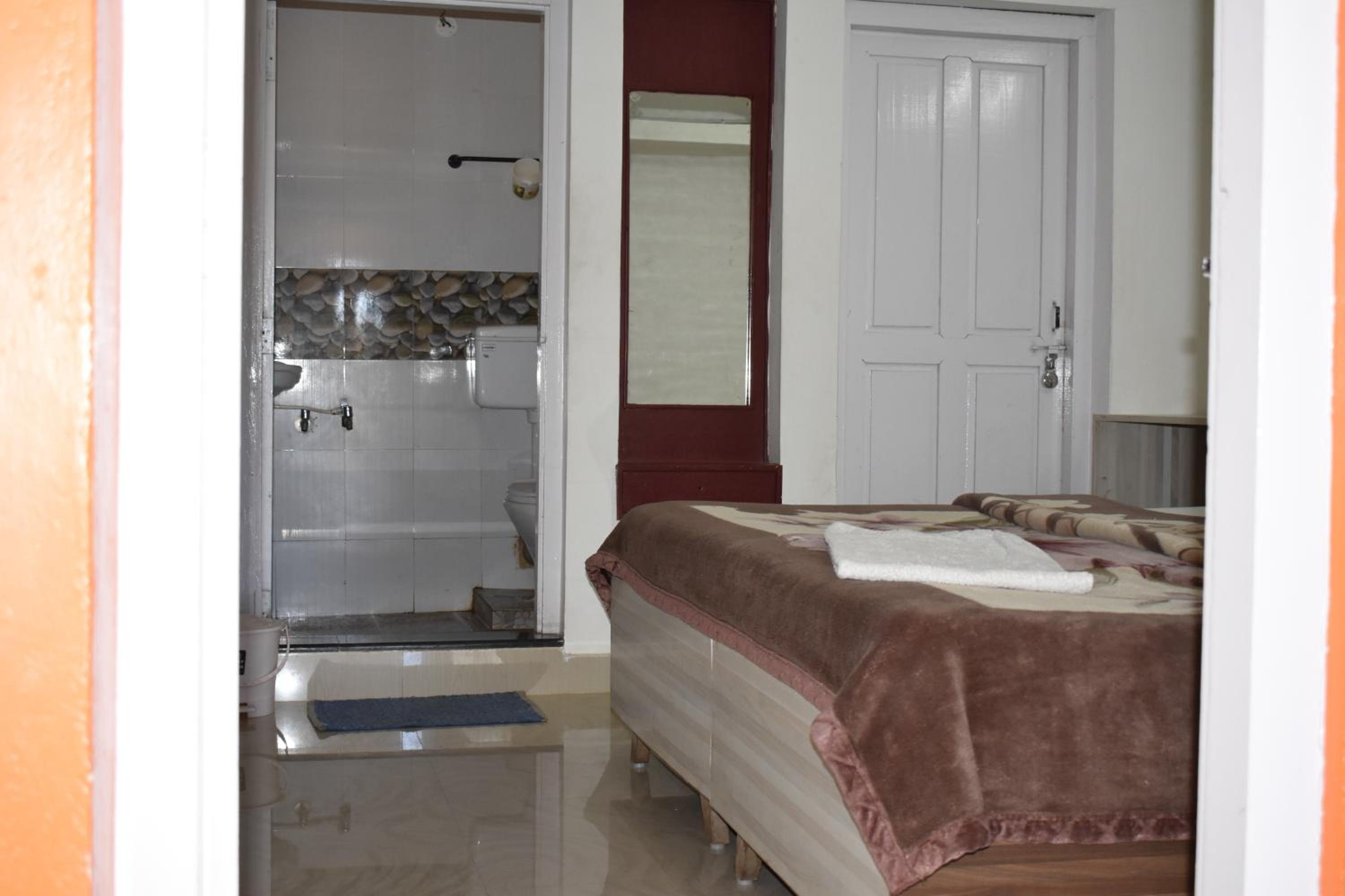 Deluxe Family Room - Photo 6