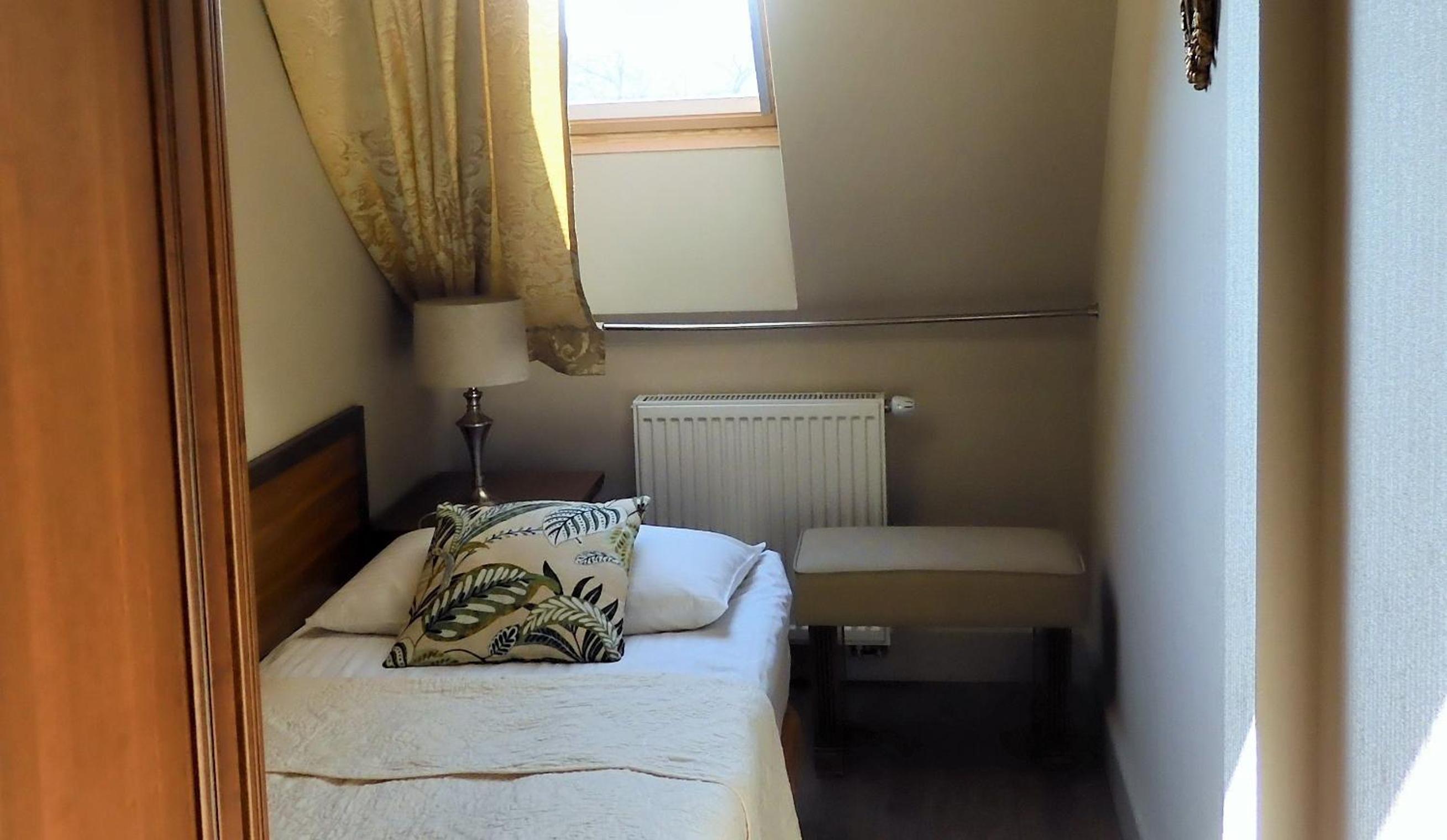 Two-Bedroom Suite - Photo 5
