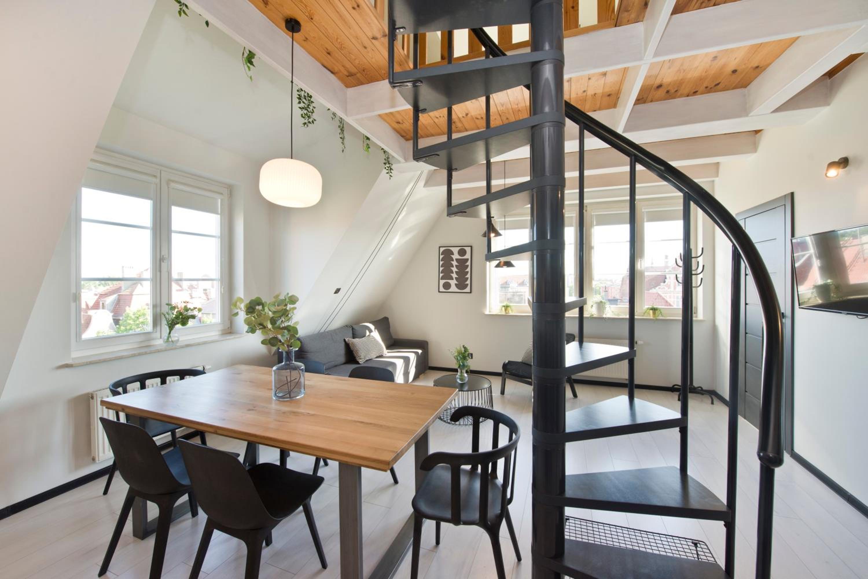 Duplex Apartment - Photo 67