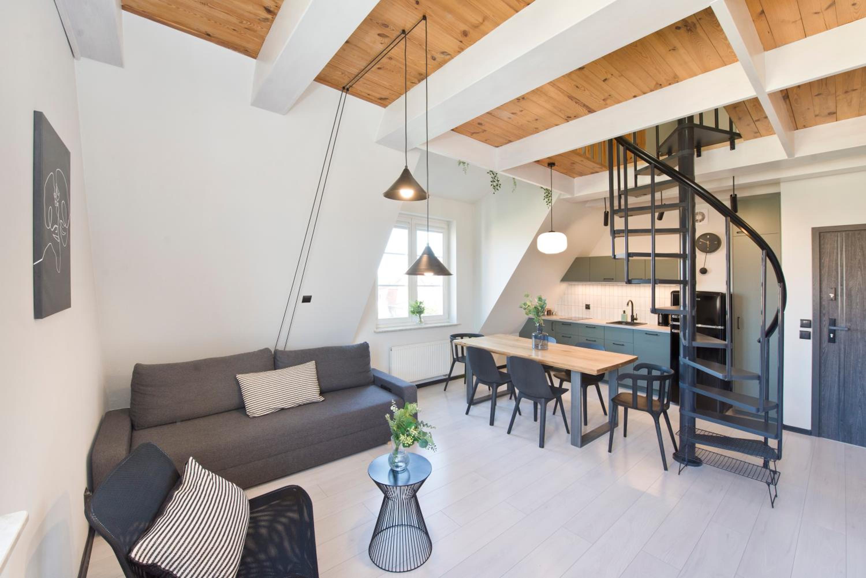 Duplex Apartment - Photo 34