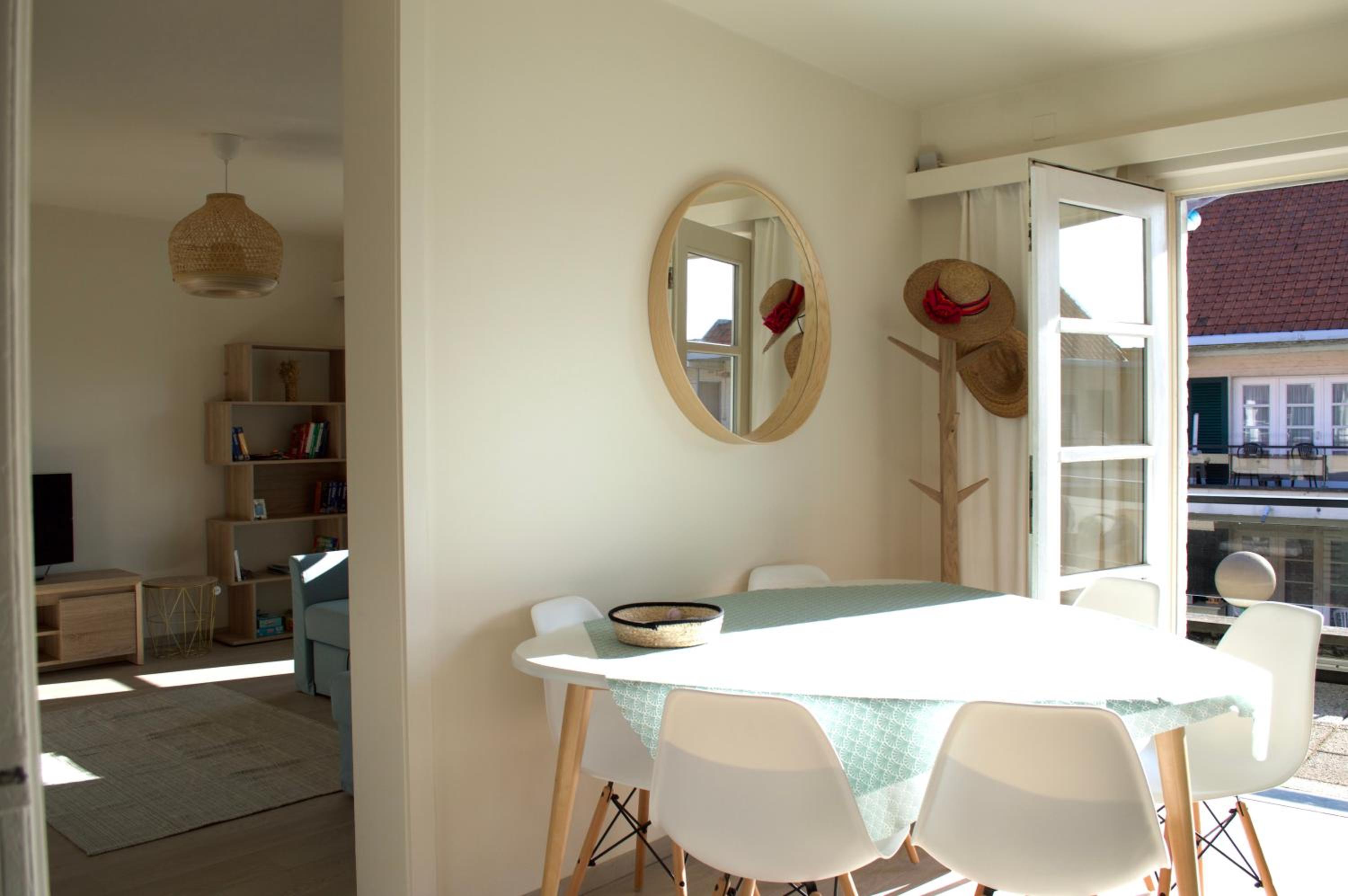 Two-Bedroom Apartment - Photo 29
