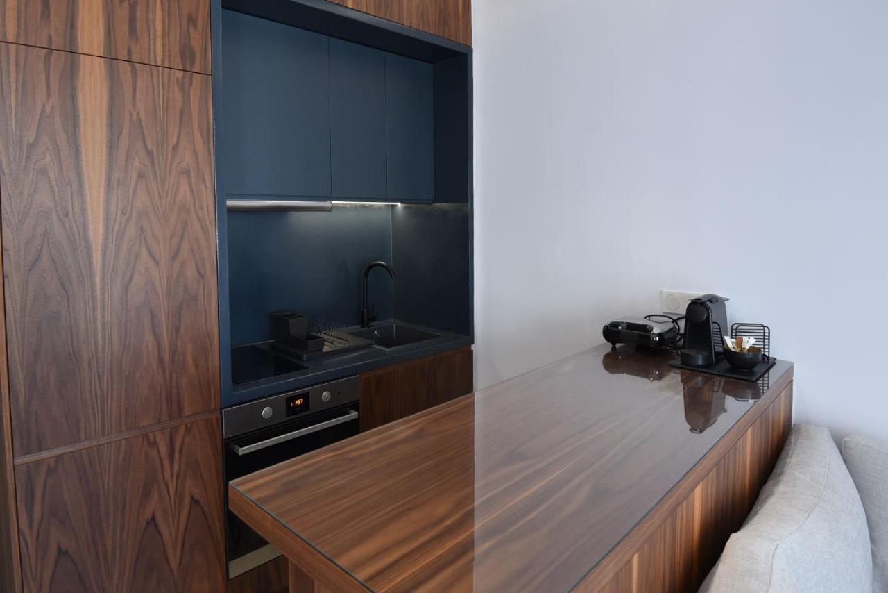 One-Bedroom Apartment - Photo 11