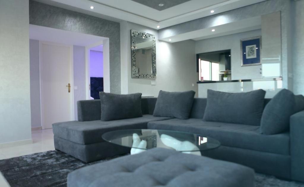 Two-Bedroom Apartment - Photo 11