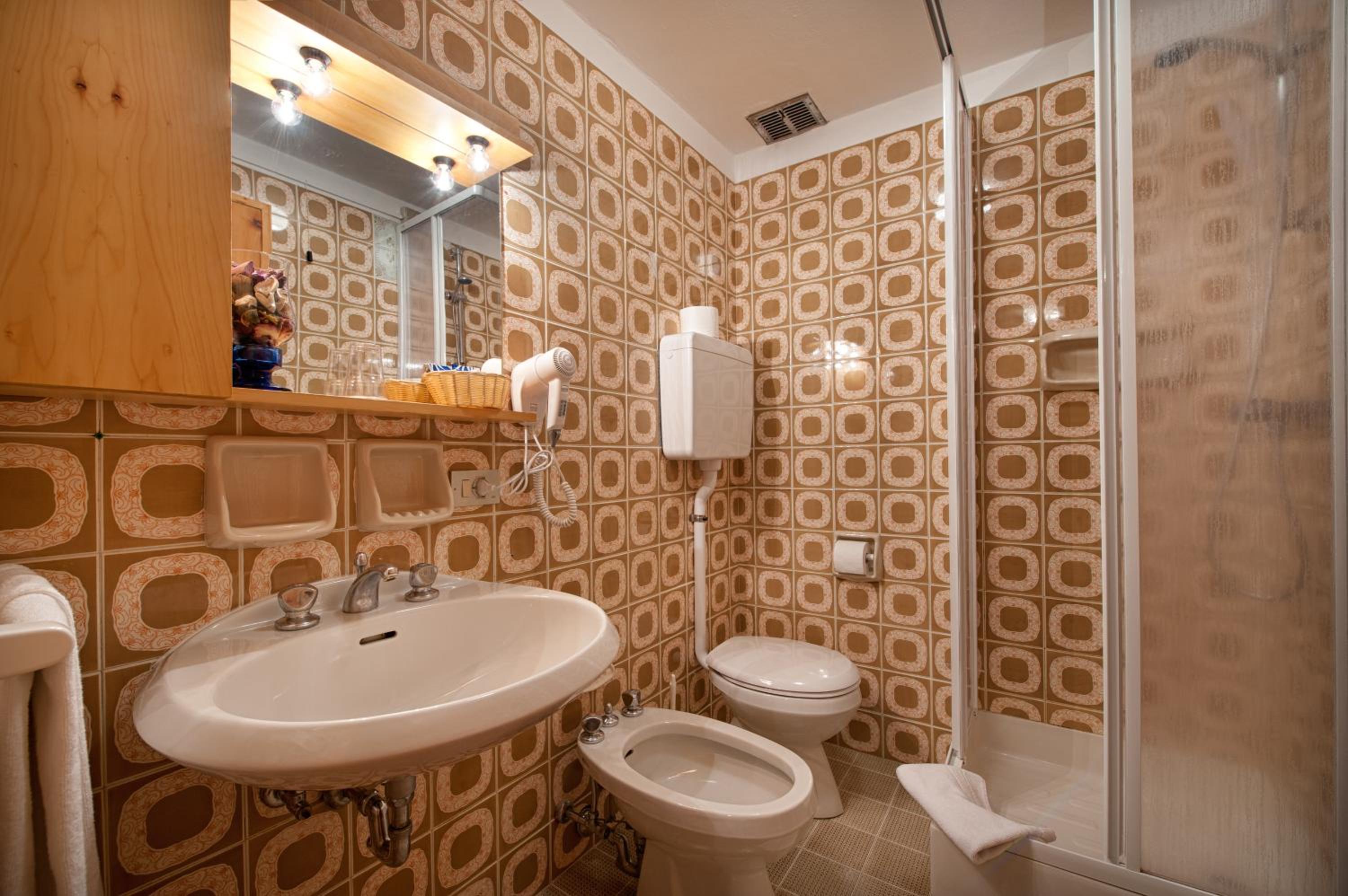 Double or Twin Room photo 2