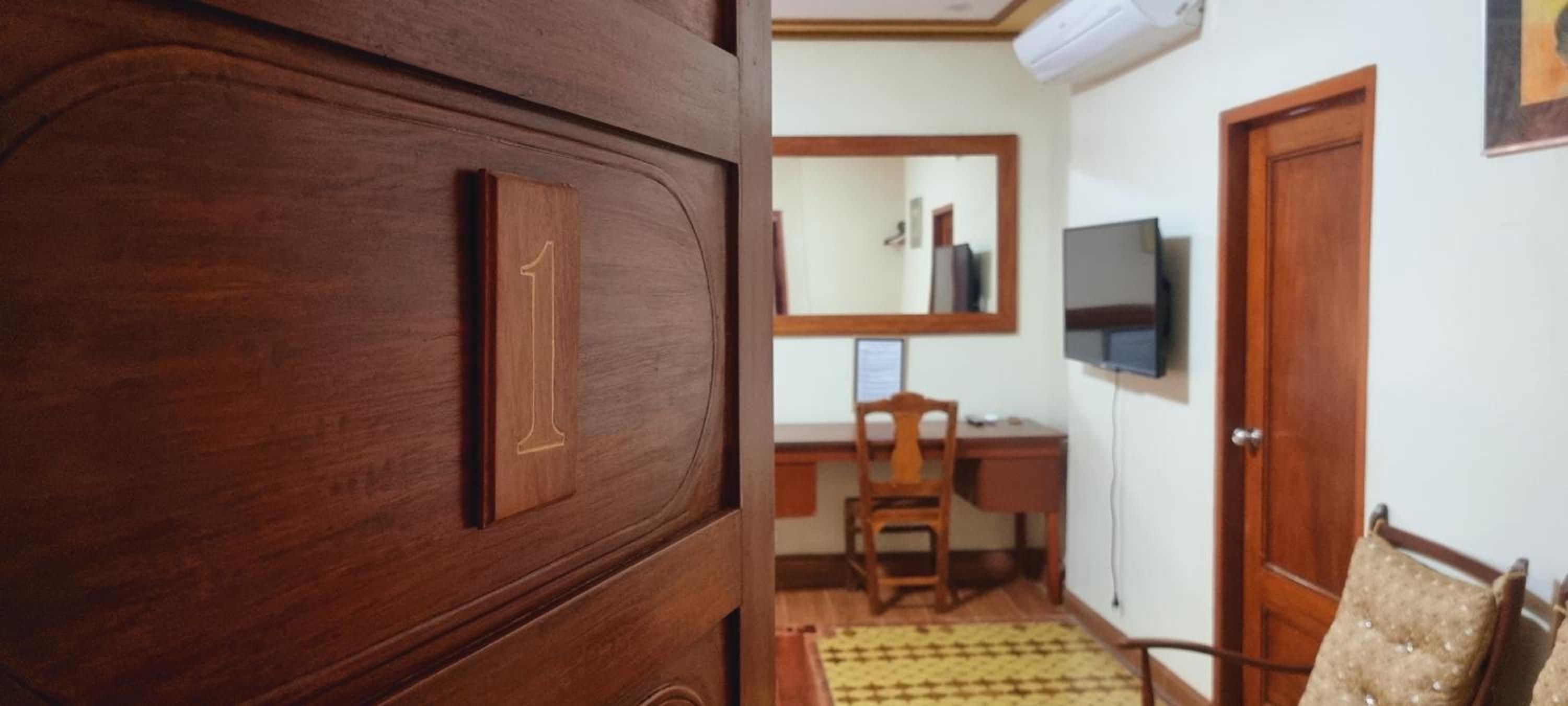 Family Room with Bathroom - Photo 3