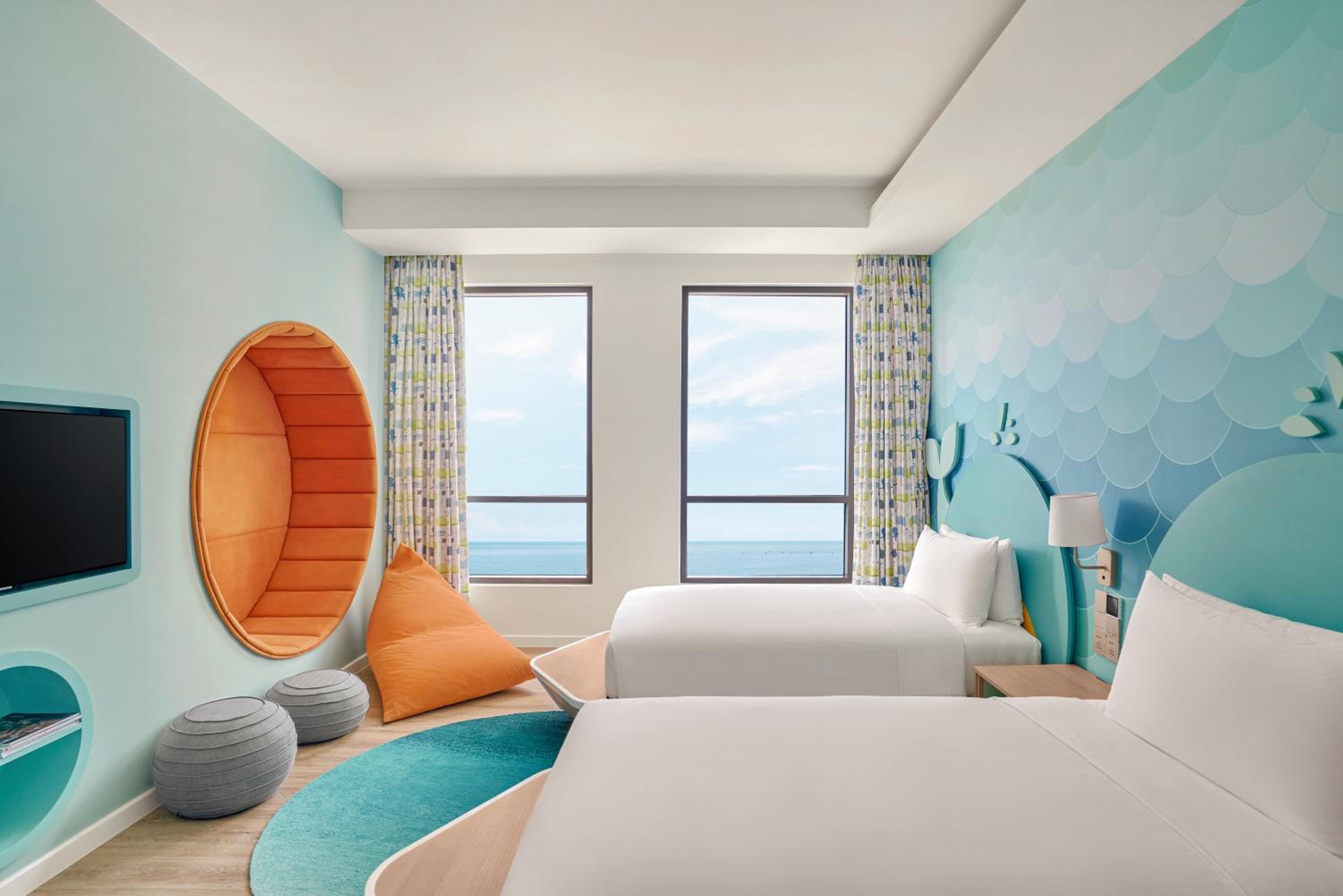 Two-Bedroom Suite - Marine Theme/Ocean View - Photo 2