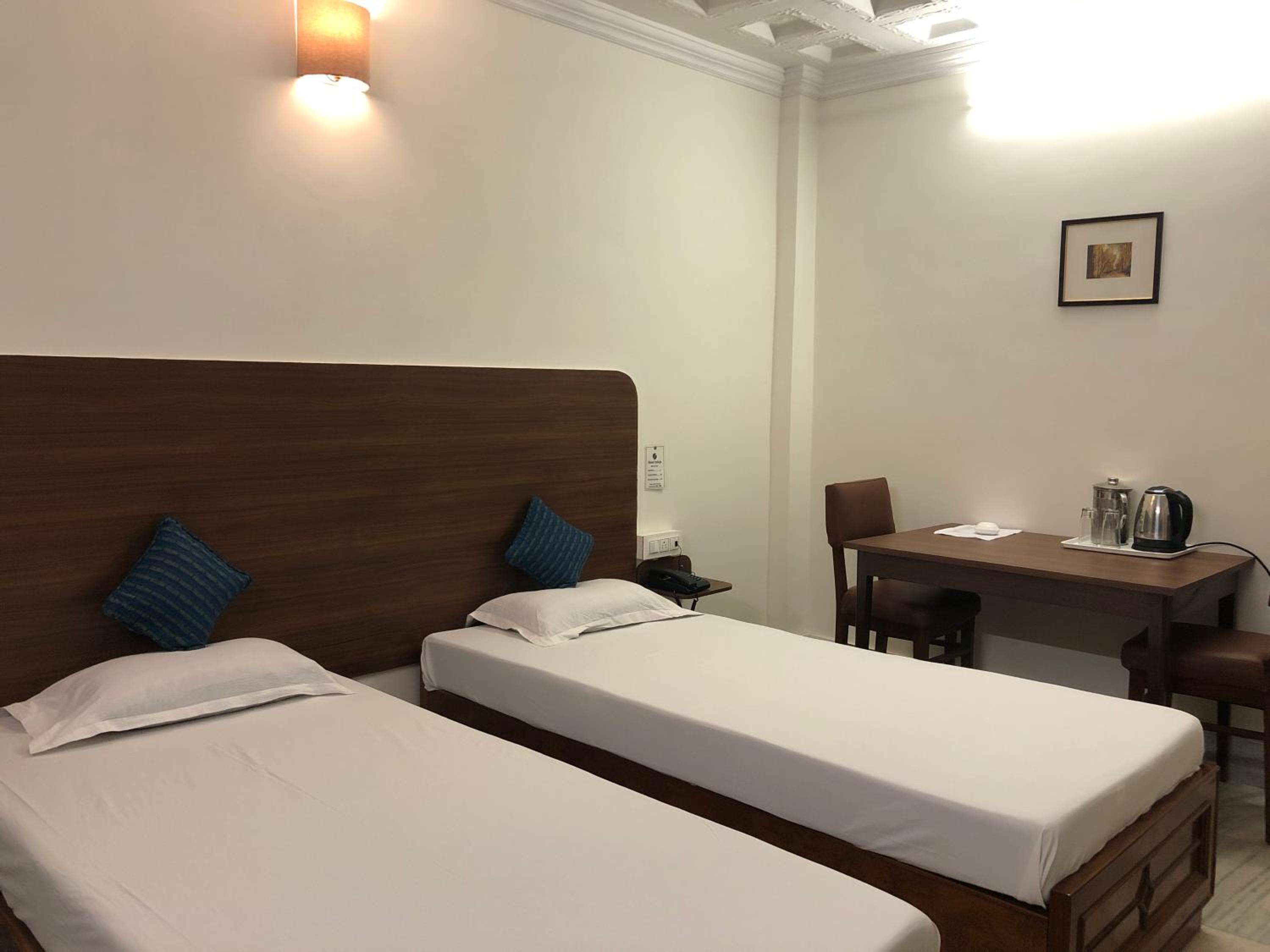 Deluxe Double or Twin Room - Photo 2