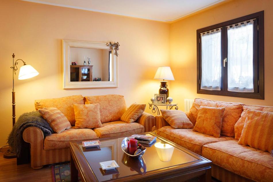 Casa de cuatro habitaciones