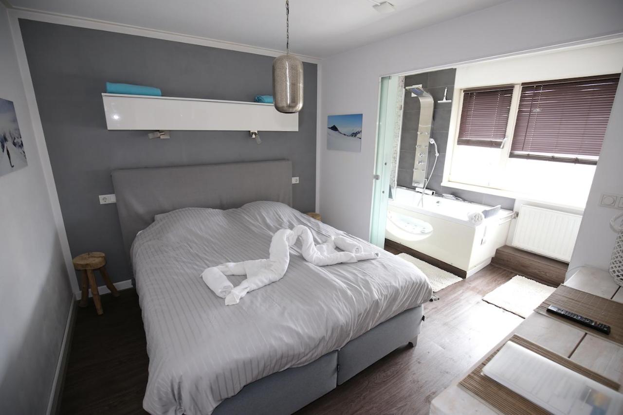 Deluxe Room photo 1