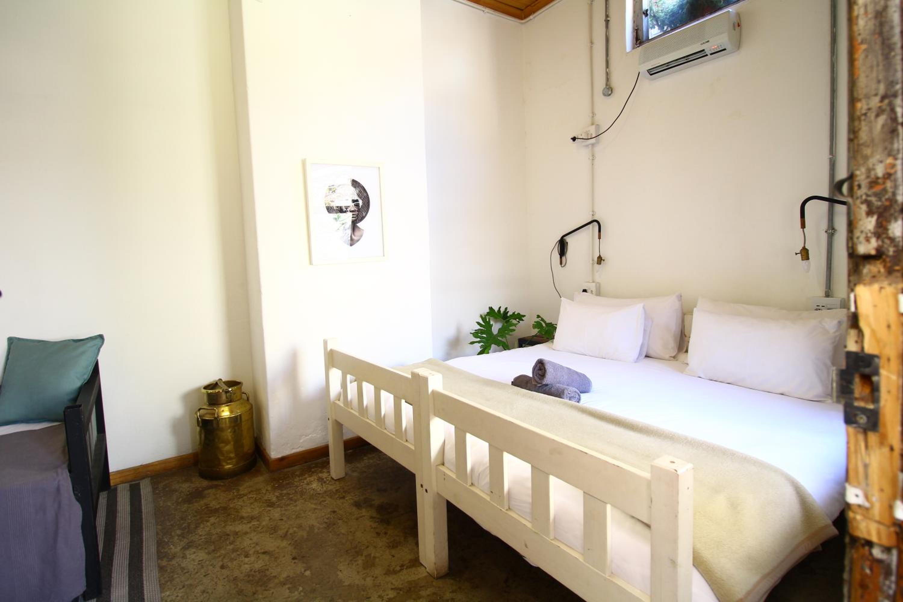 Deluxe King Suite photo 1