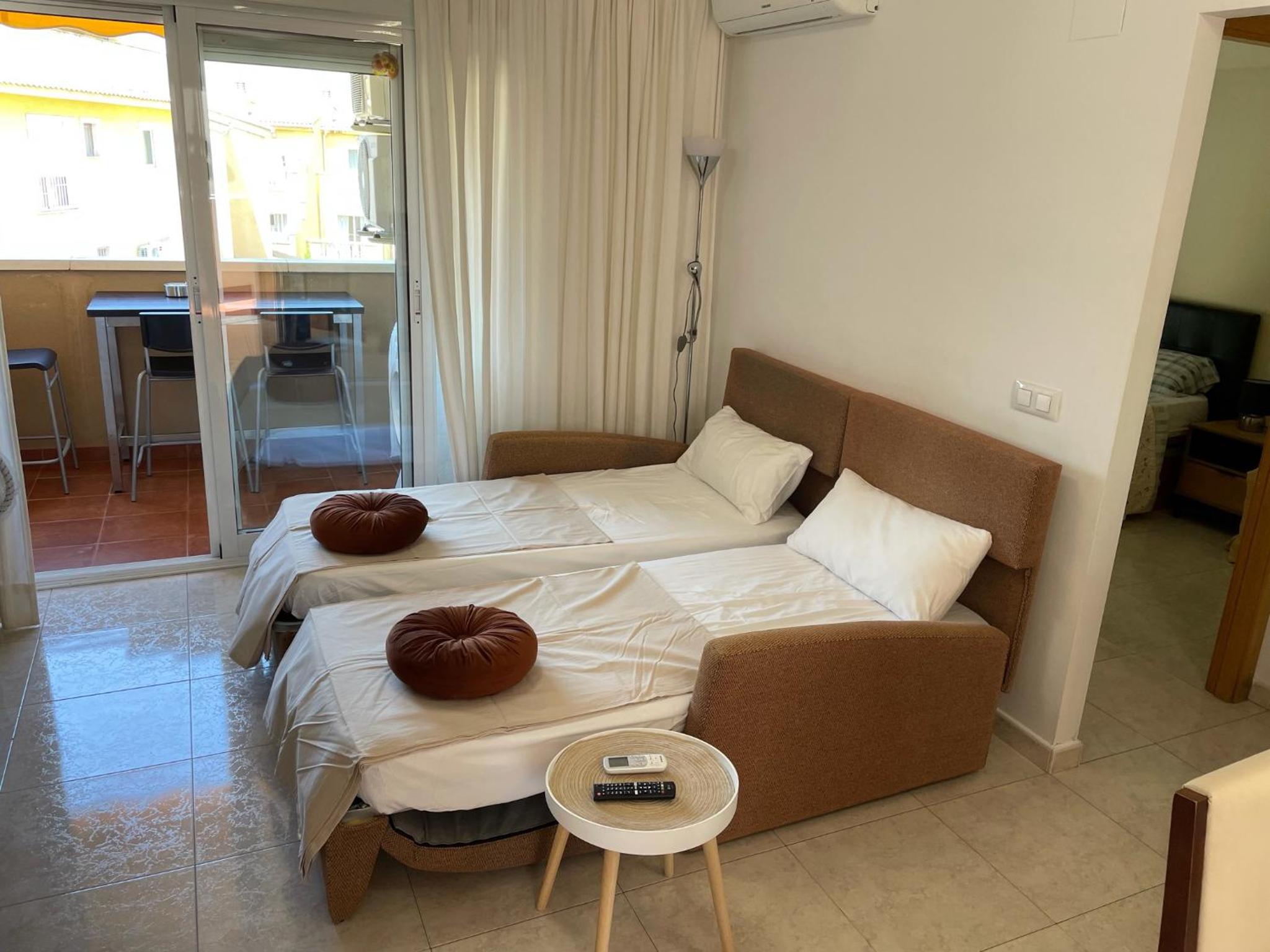 Apartamento con Balcón