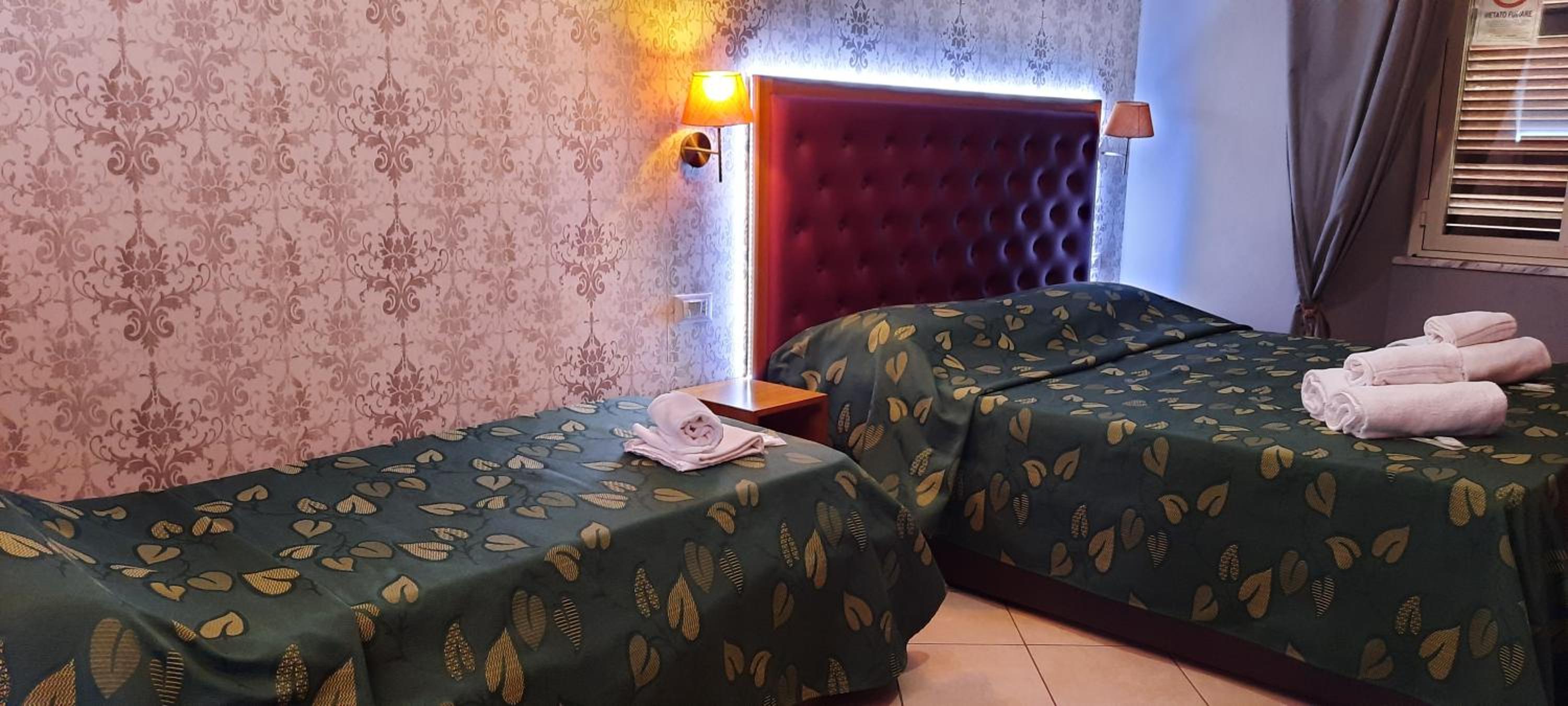 Quadruple Room with Bathroom photo 3