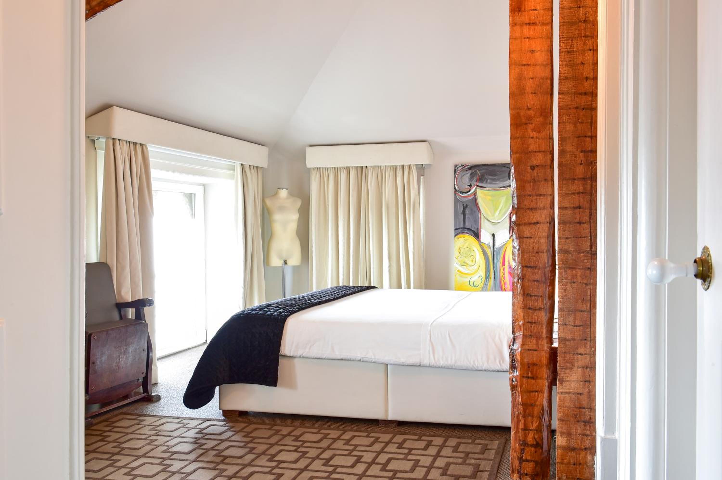 Deluxe Suite with River View - Photo 6